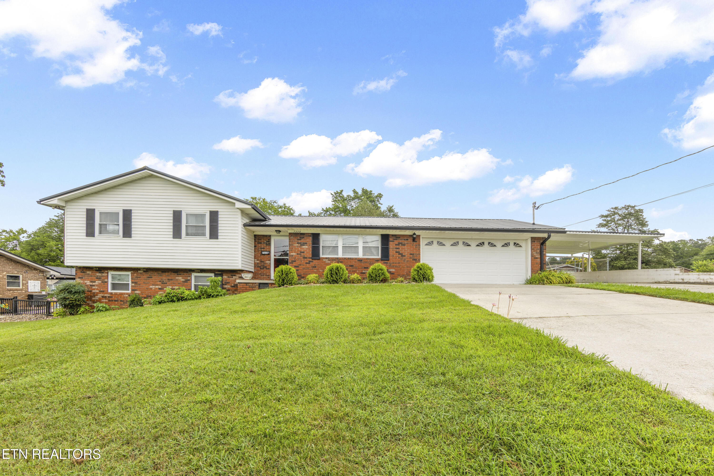 7338 Palmleaf Rd
