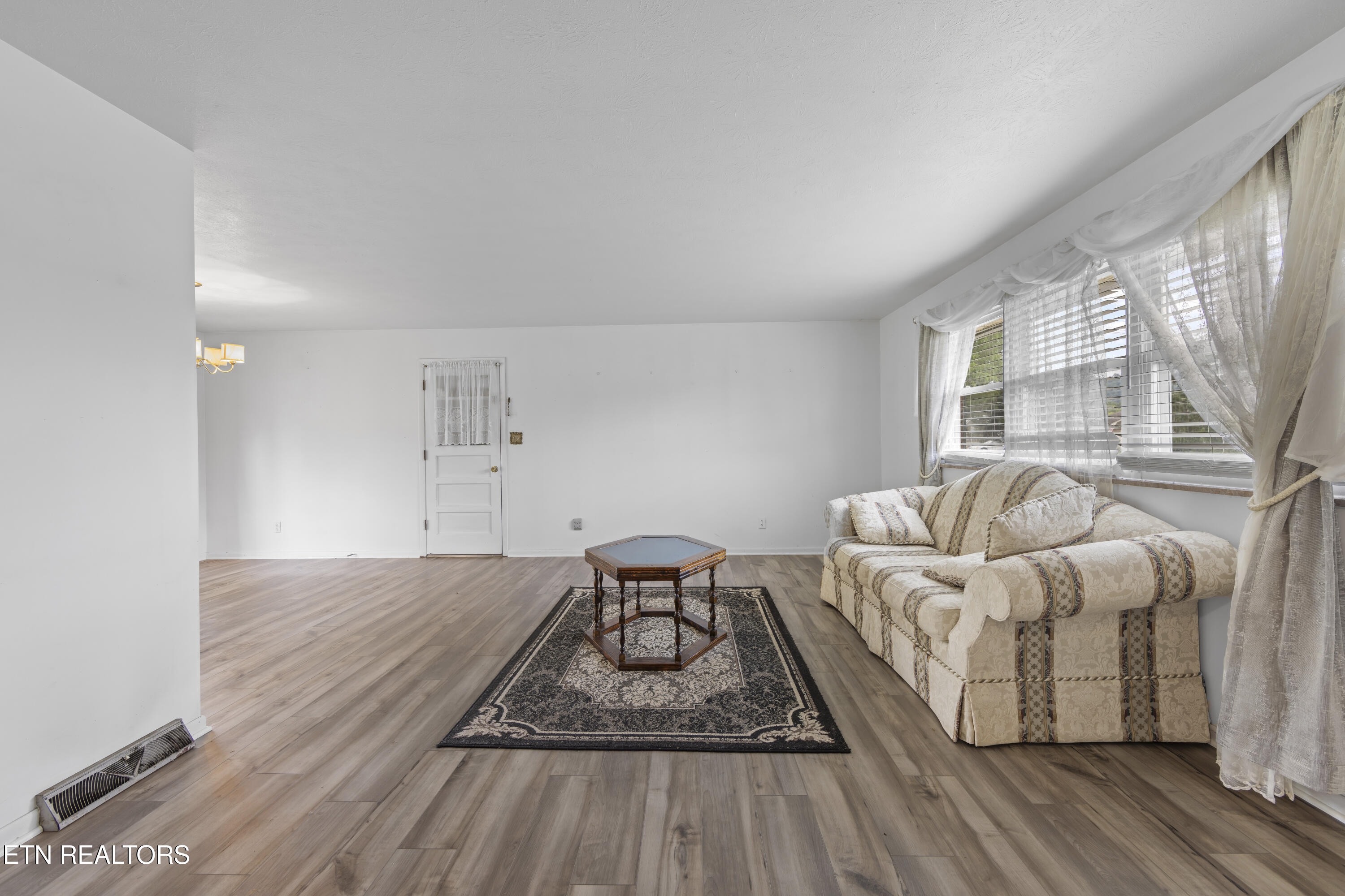 7338 Palmleaf Rd