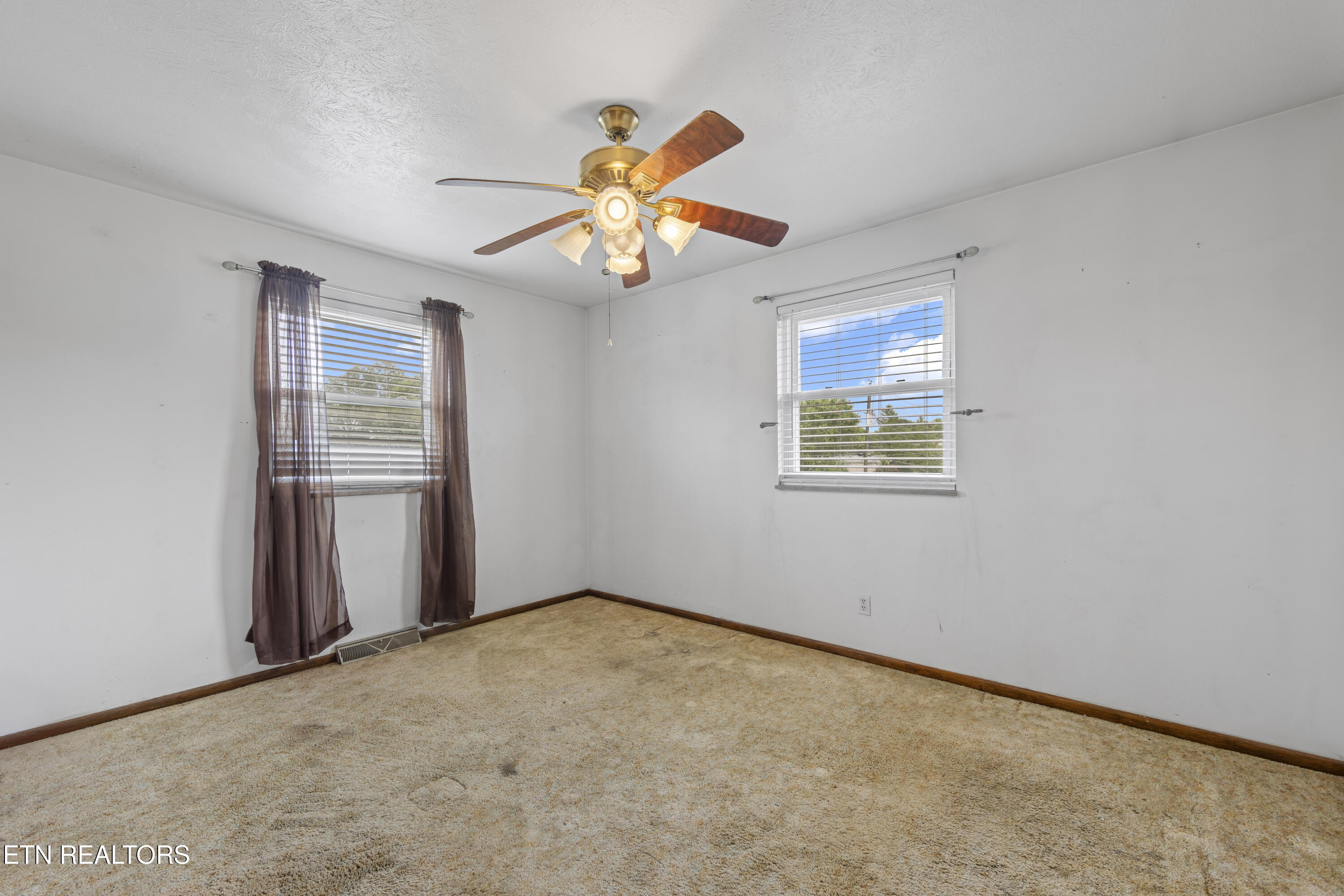 7338 Palmleaf Rd