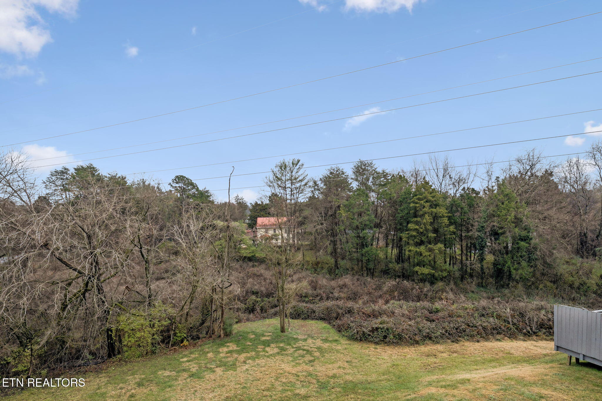 8414 Woodbend Tr