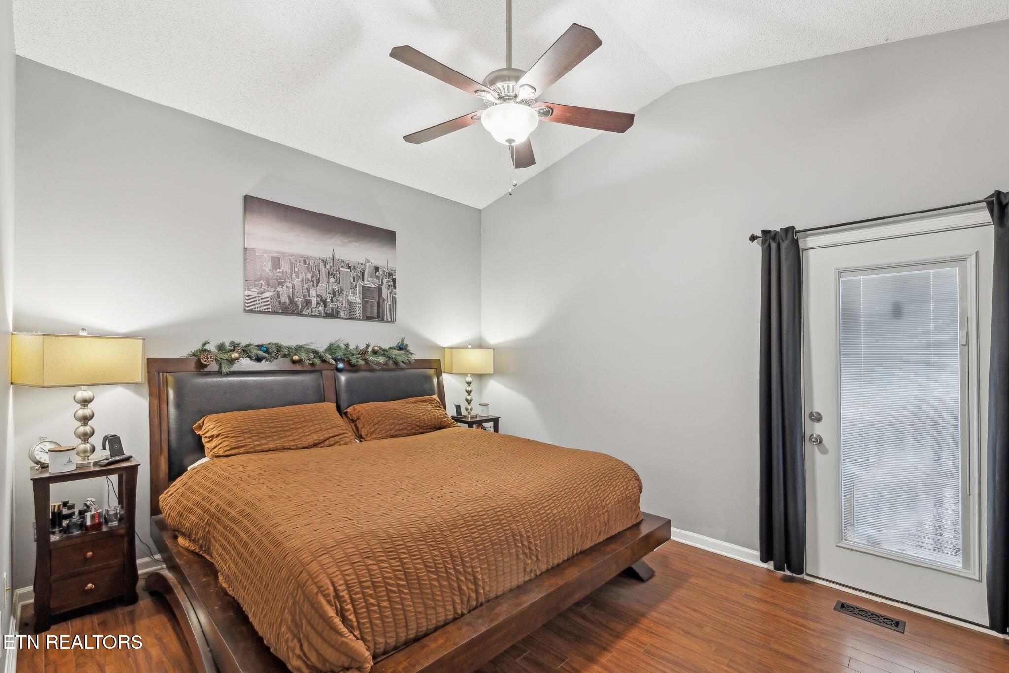 8414 Woodbend Tr