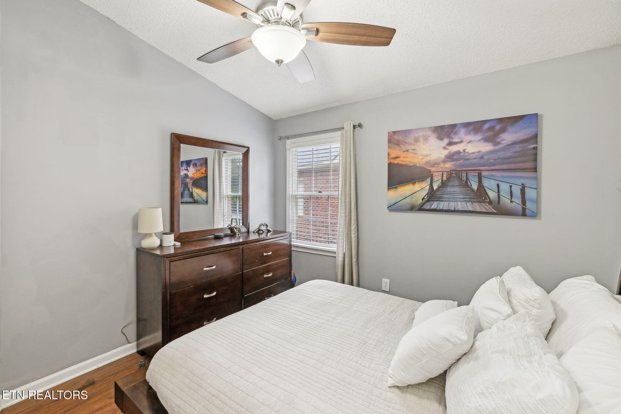 8414 Woodbend Tr