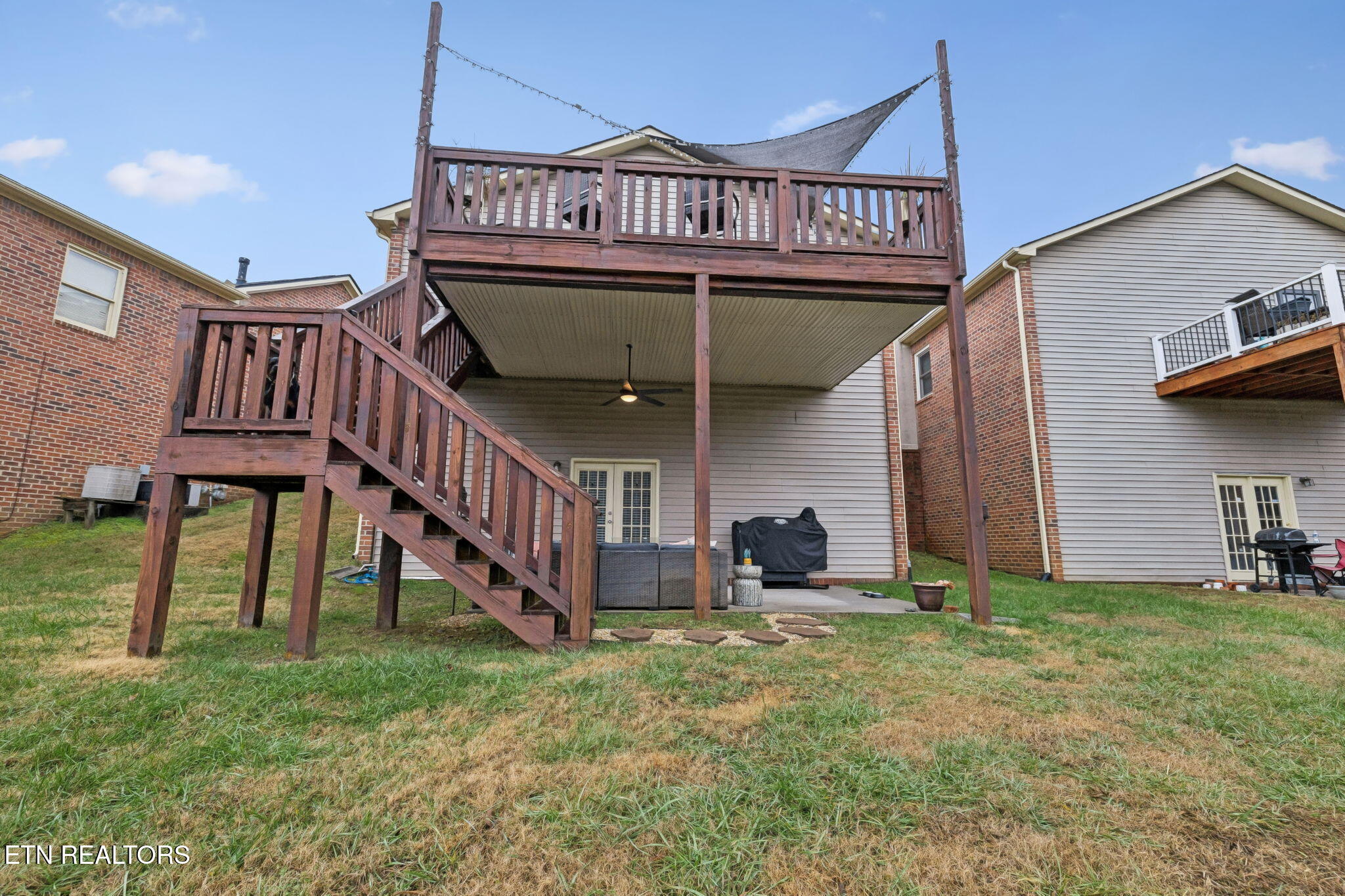 8414 Woodbend Tr