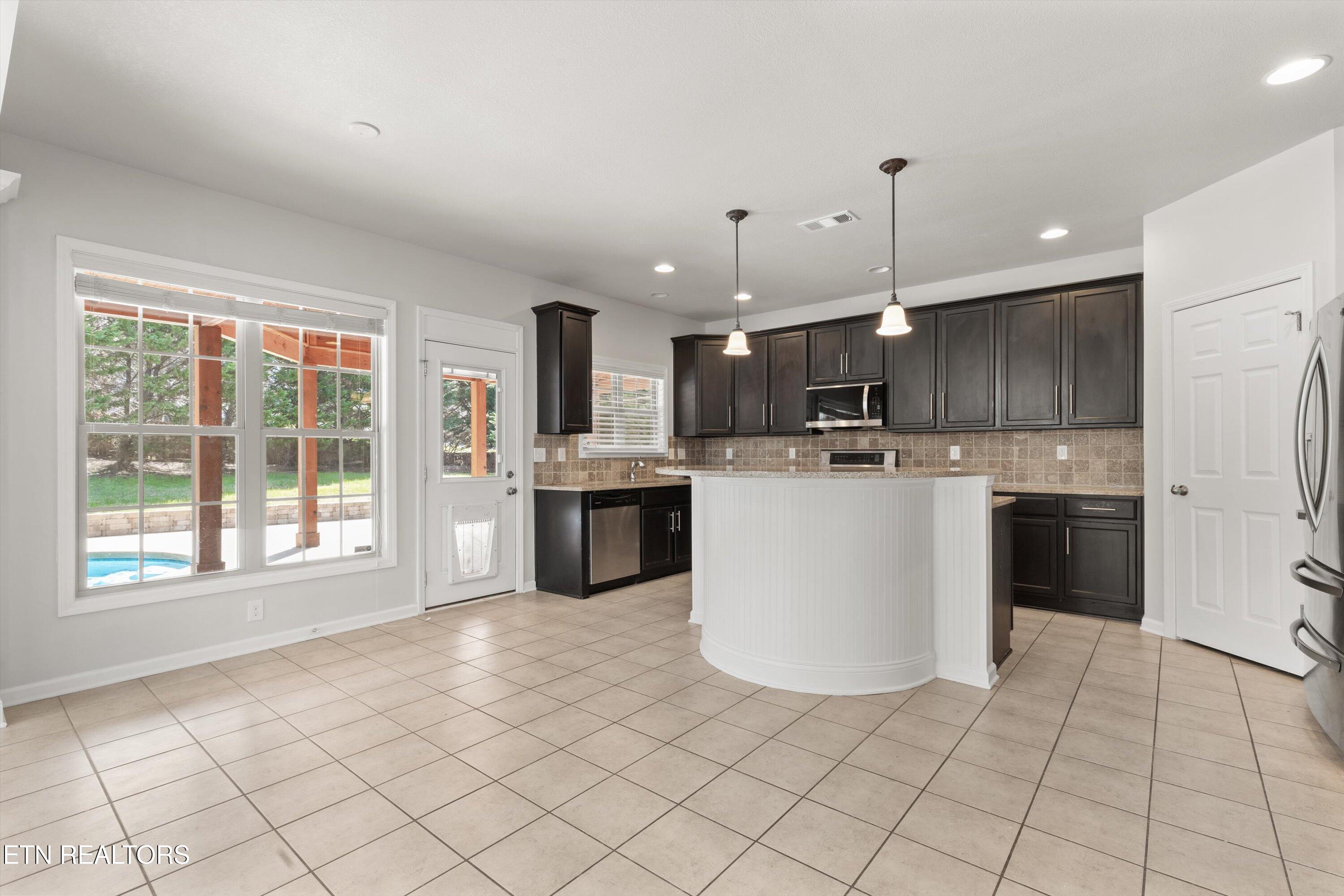 1842 Falcon Pointe Drive