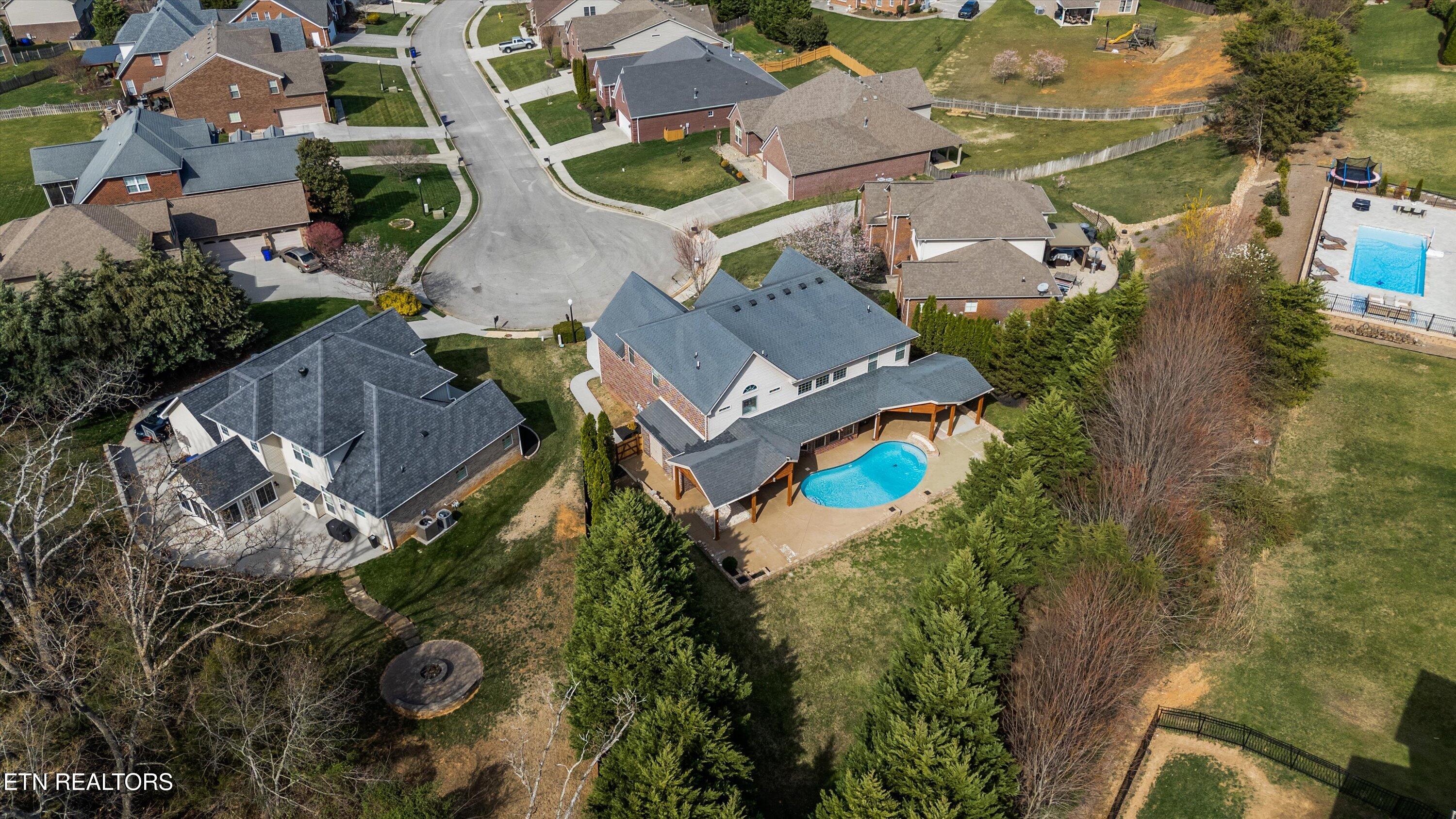1842 Falcon Pointe Drive