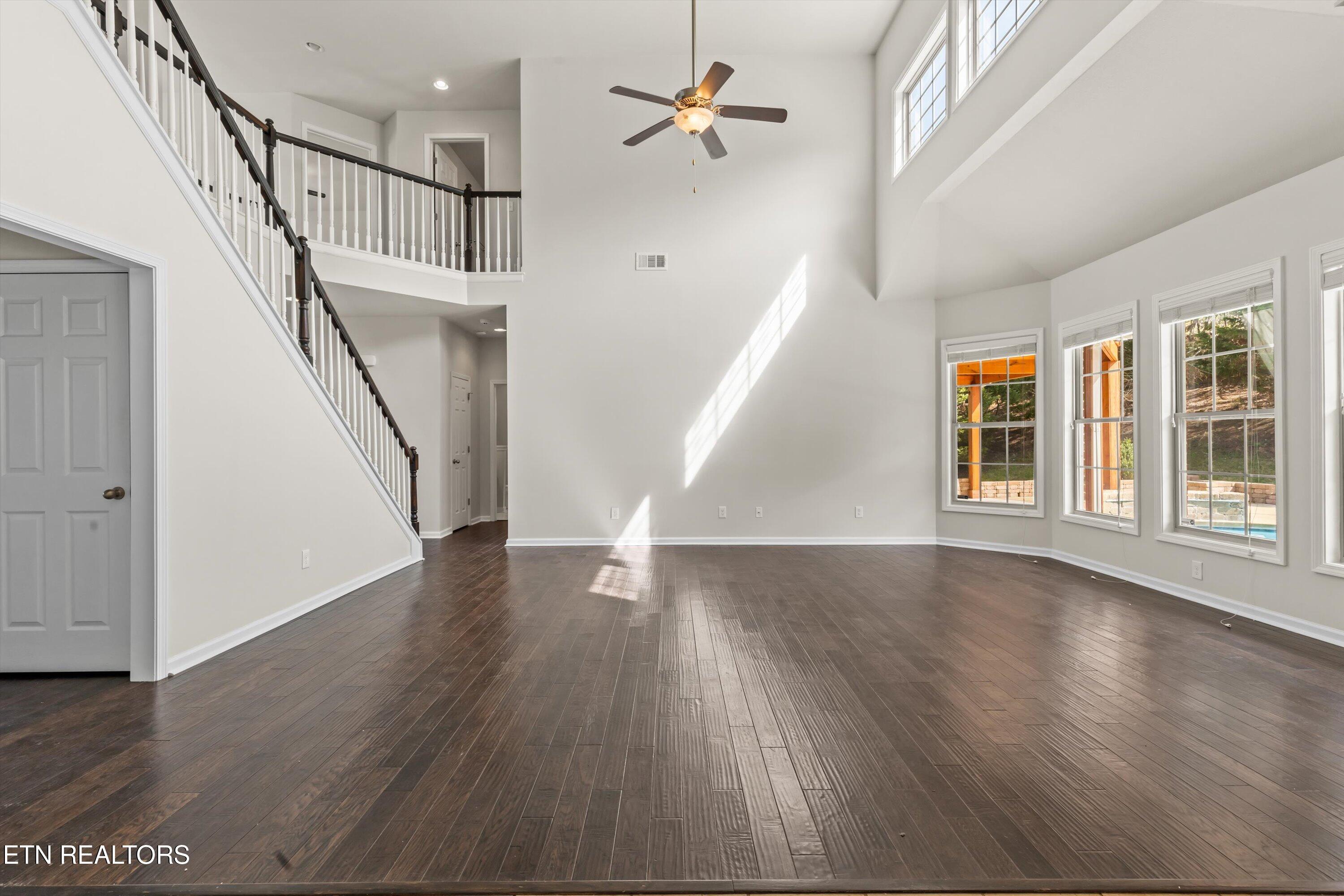 1842 Falcon Pointe Drive
