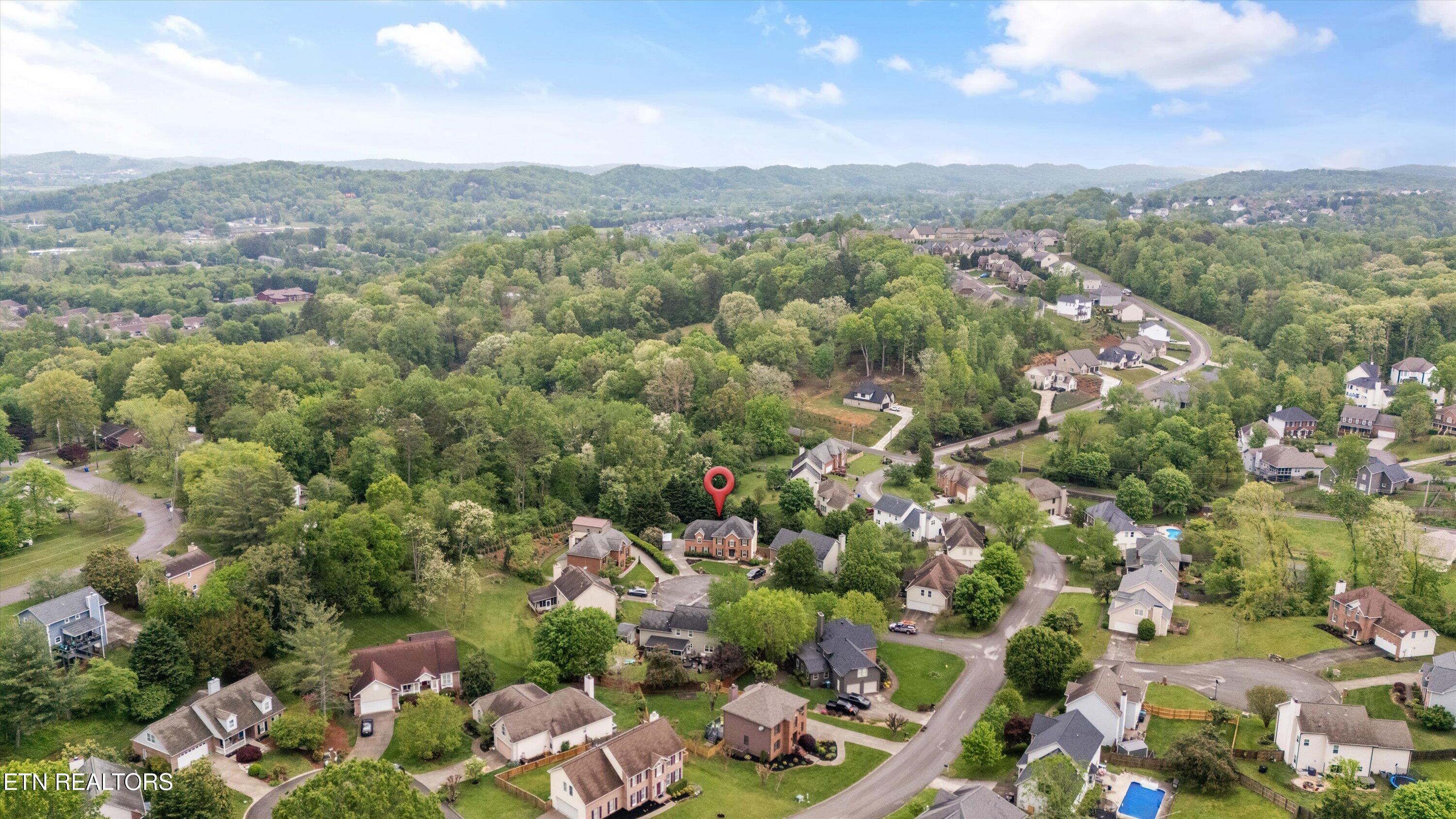 1216 Hollow Ridge Lane