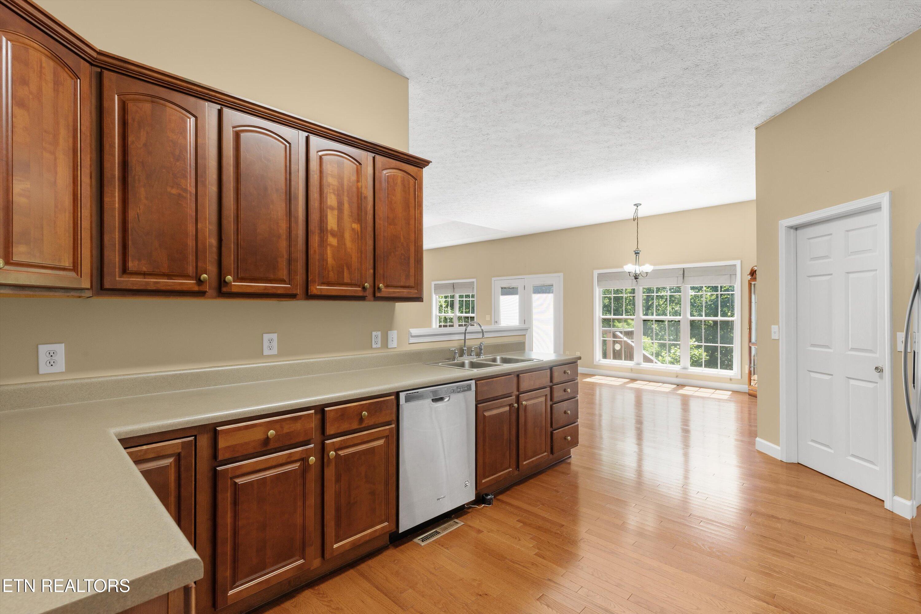 211 Timberland Trail Lane