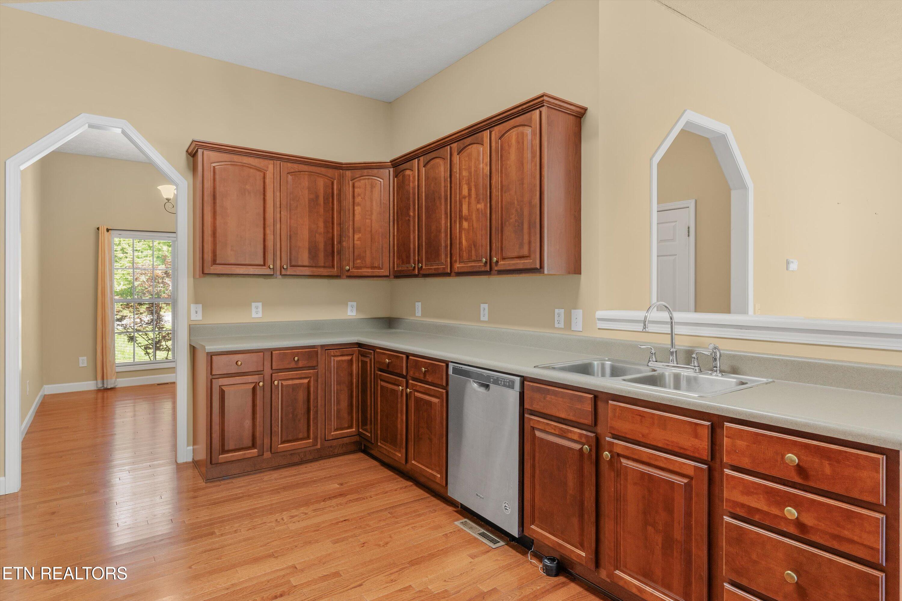 211 Timberland Trail Lane