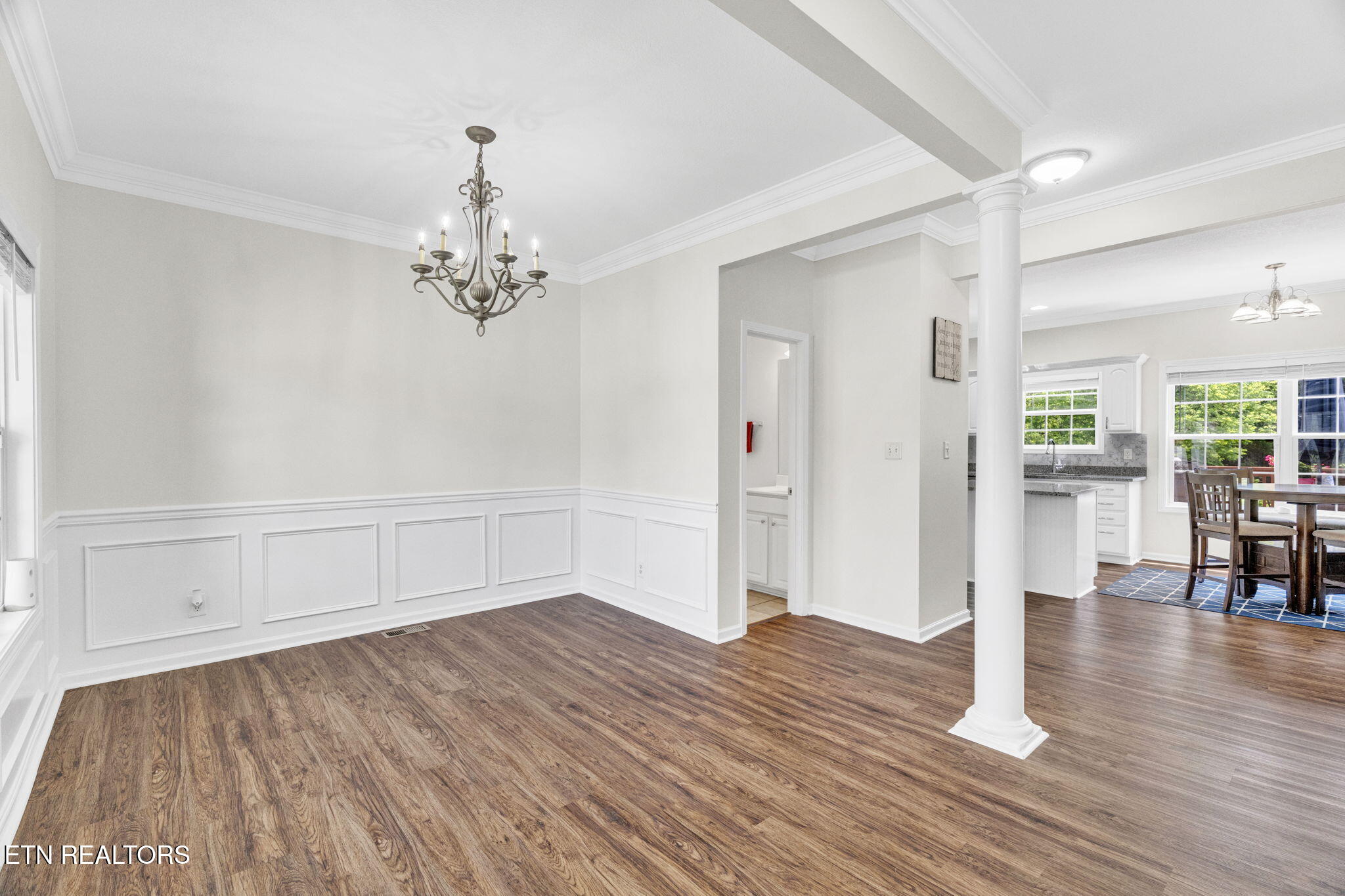4512 Everwood Oak Lane