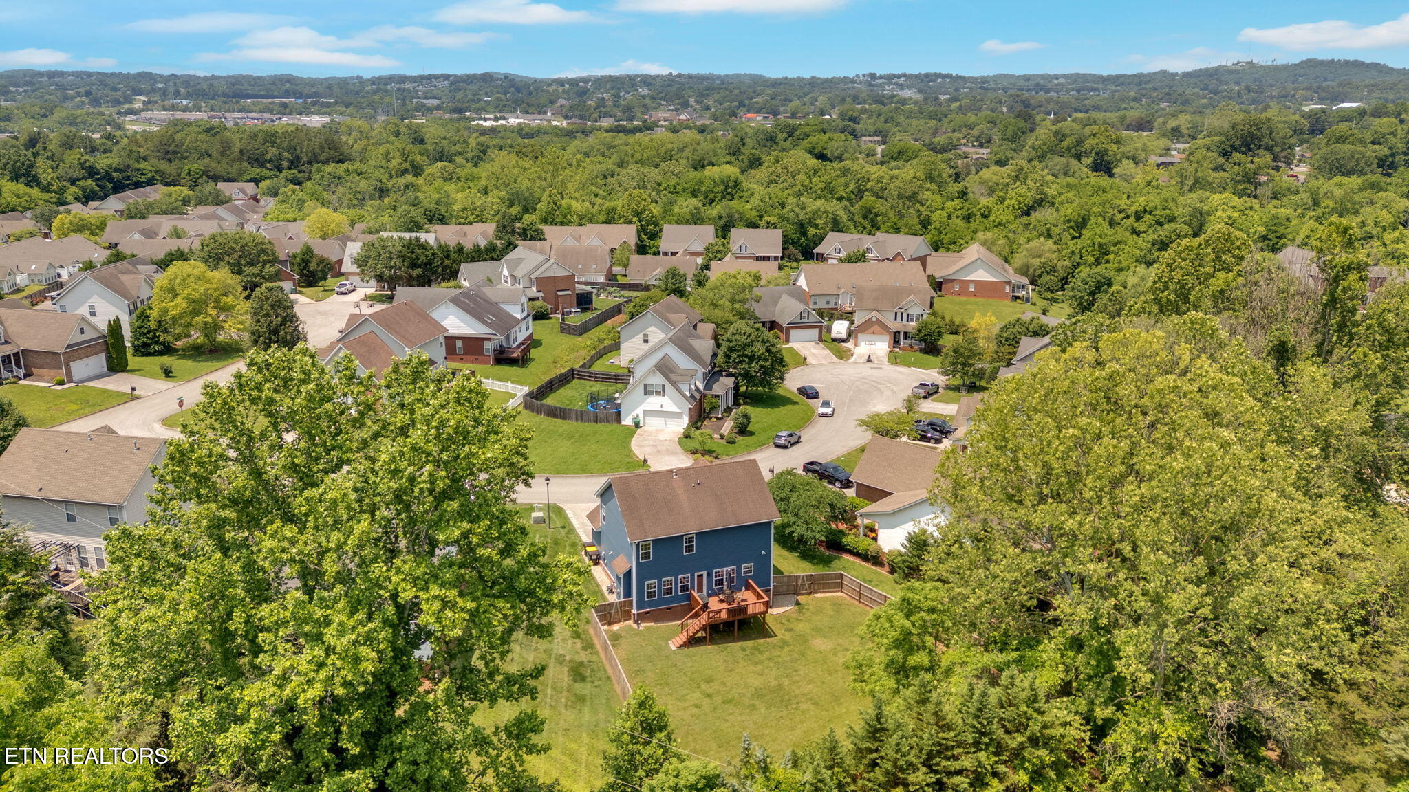 4512 Everwood Oak Lane