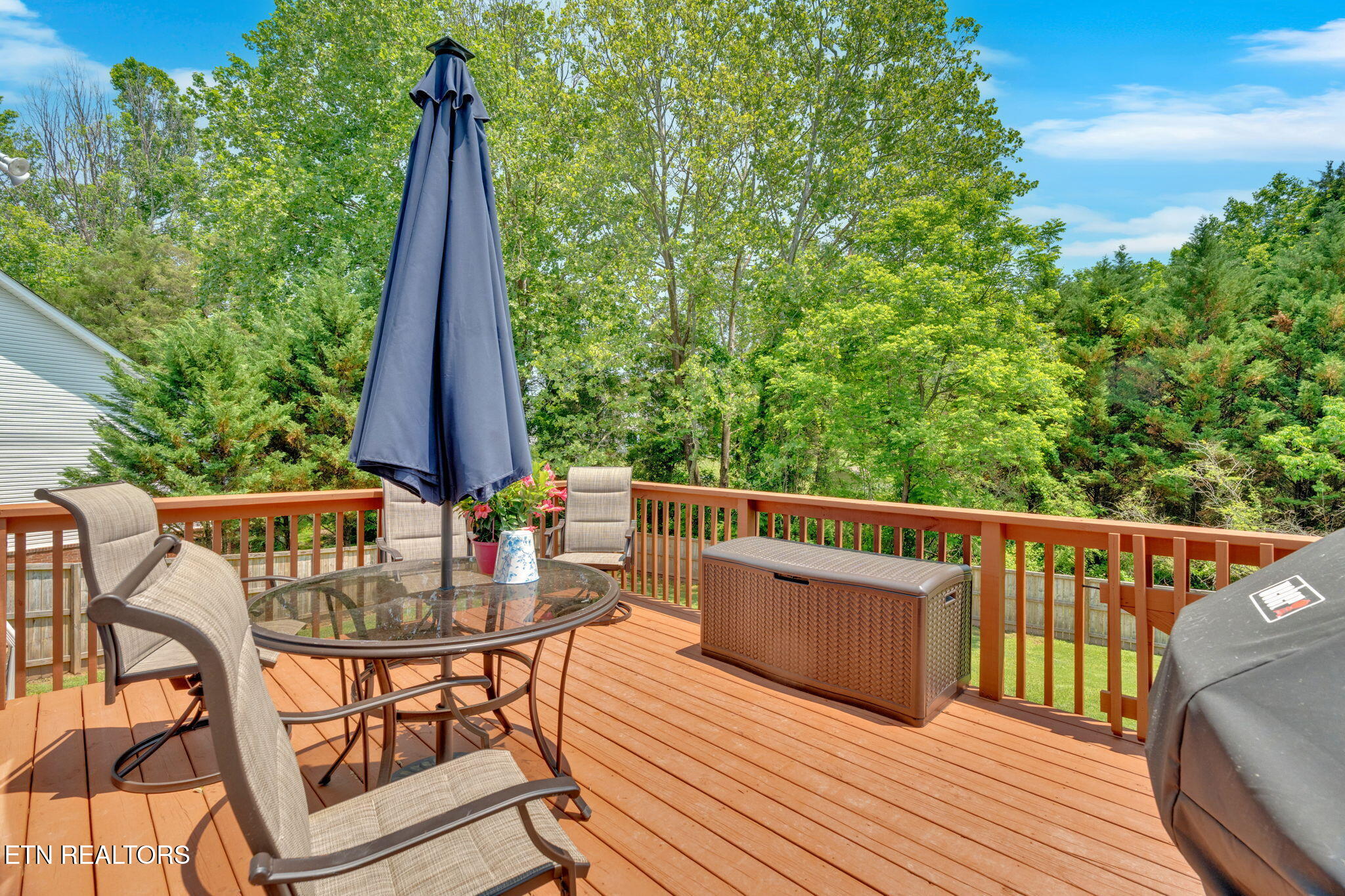 4512 Everwood Oak Lane