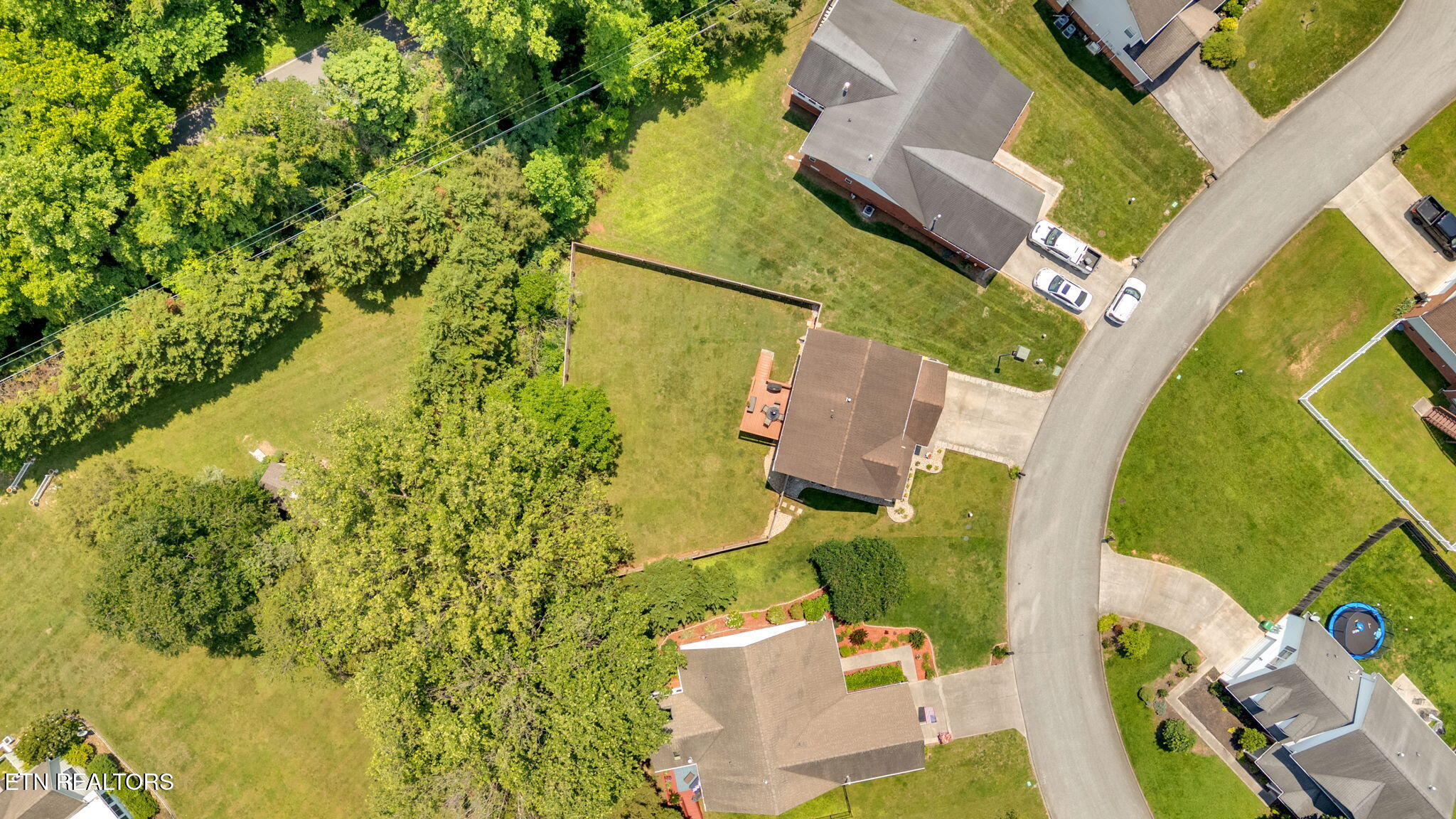 4512 Everwood Oak Lane