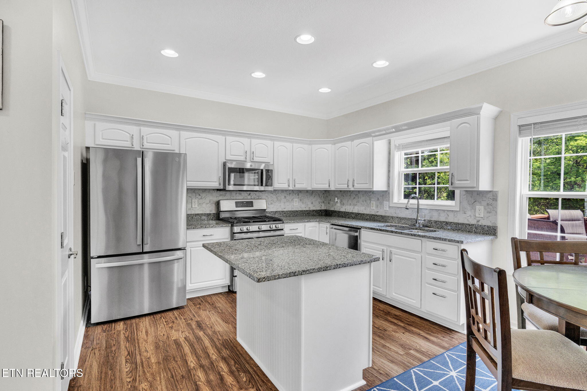 4512 Everwood Oak Lane