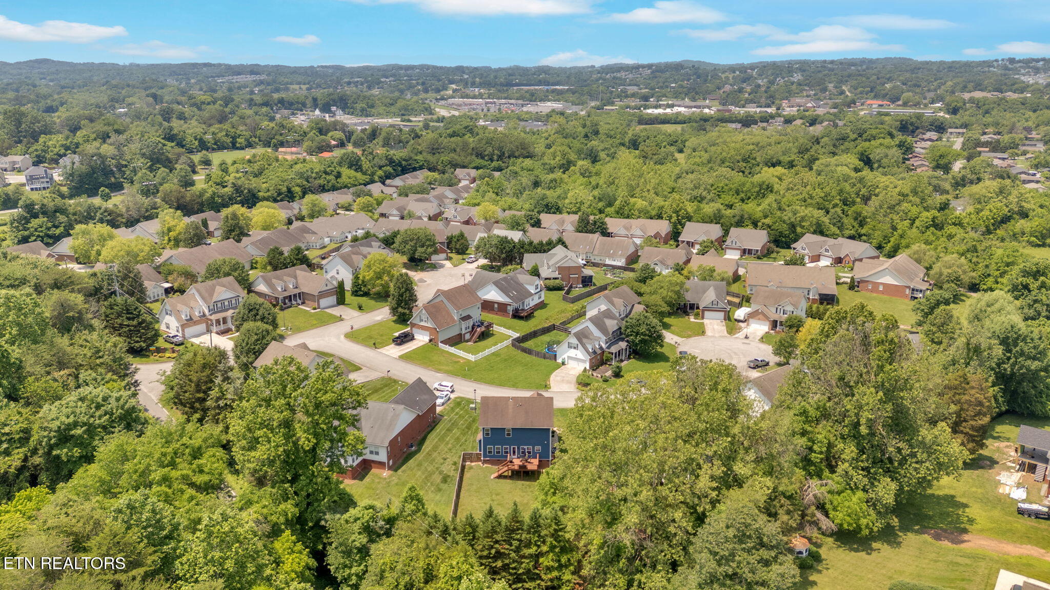 4512 Everwood Oak Lane