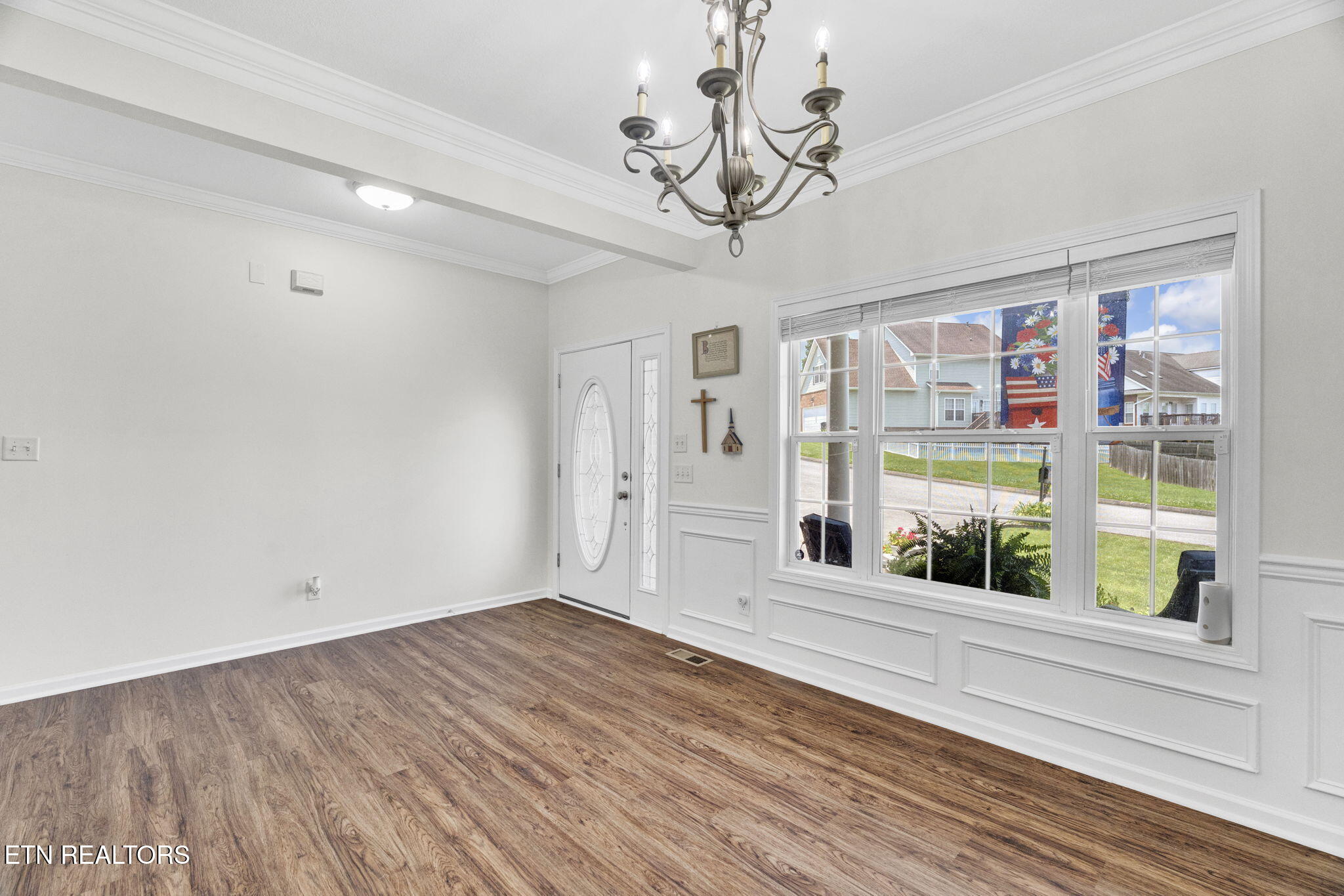 4512 Everwood Oak Lane