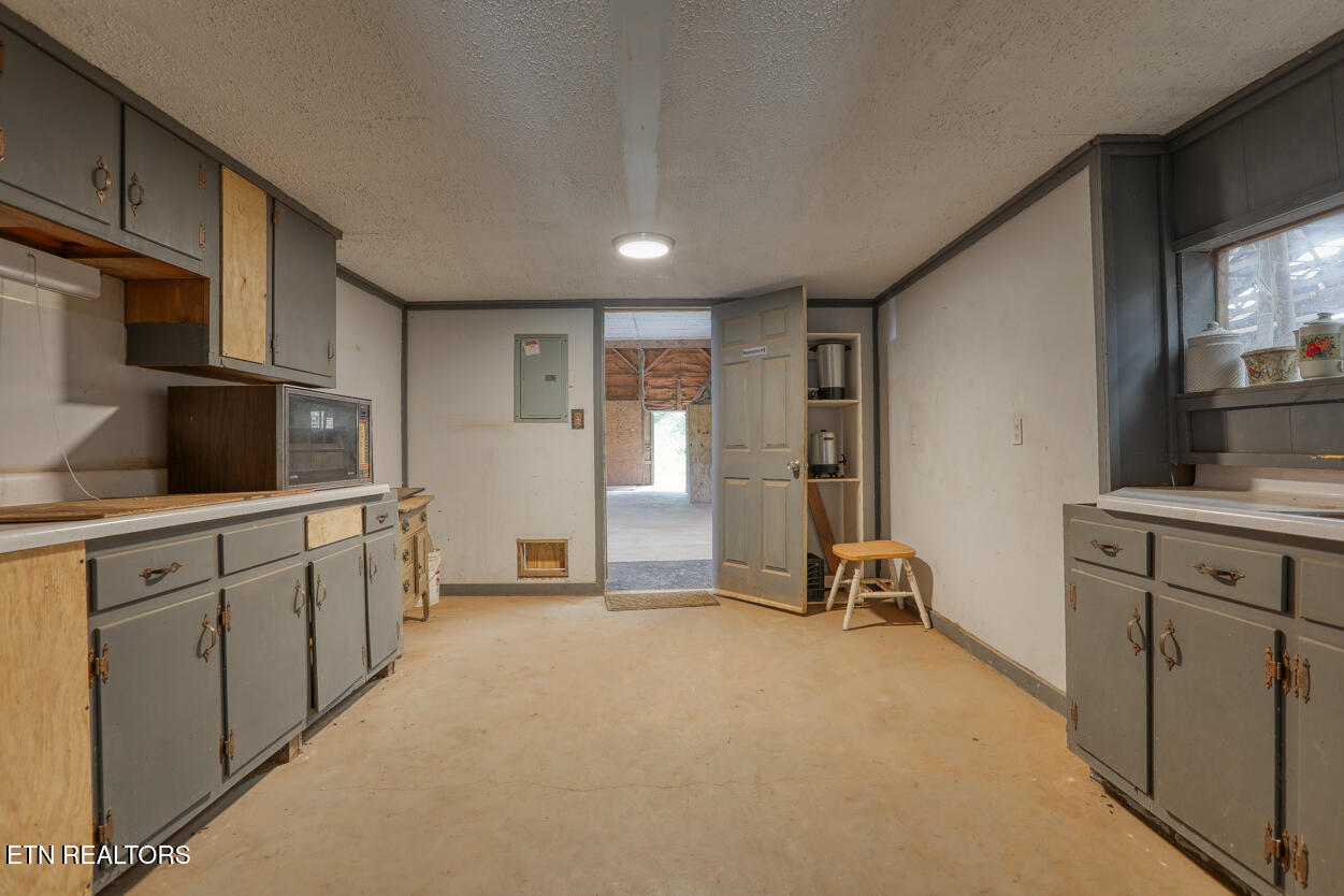 500 Miller Rd