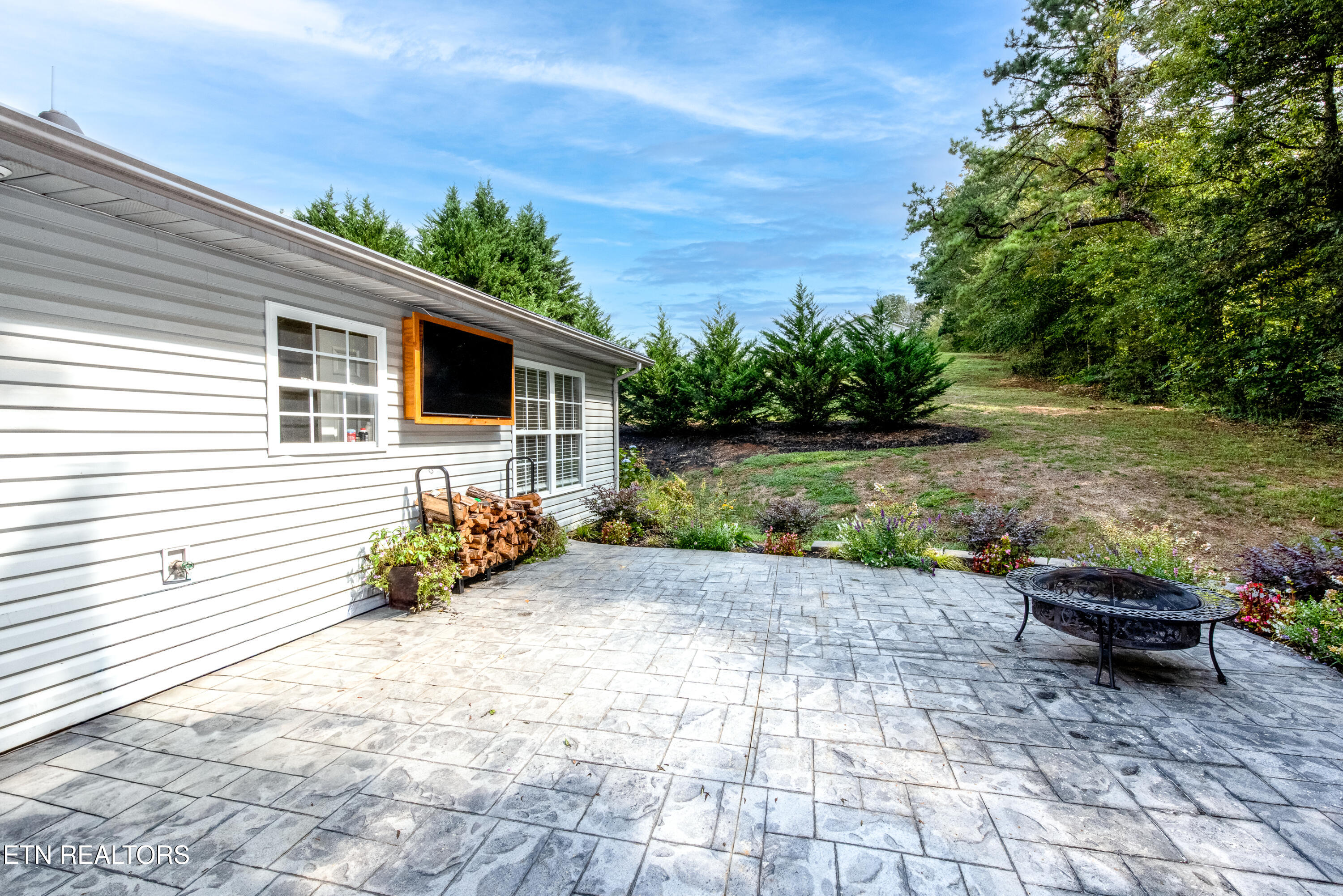 465 Asher Way