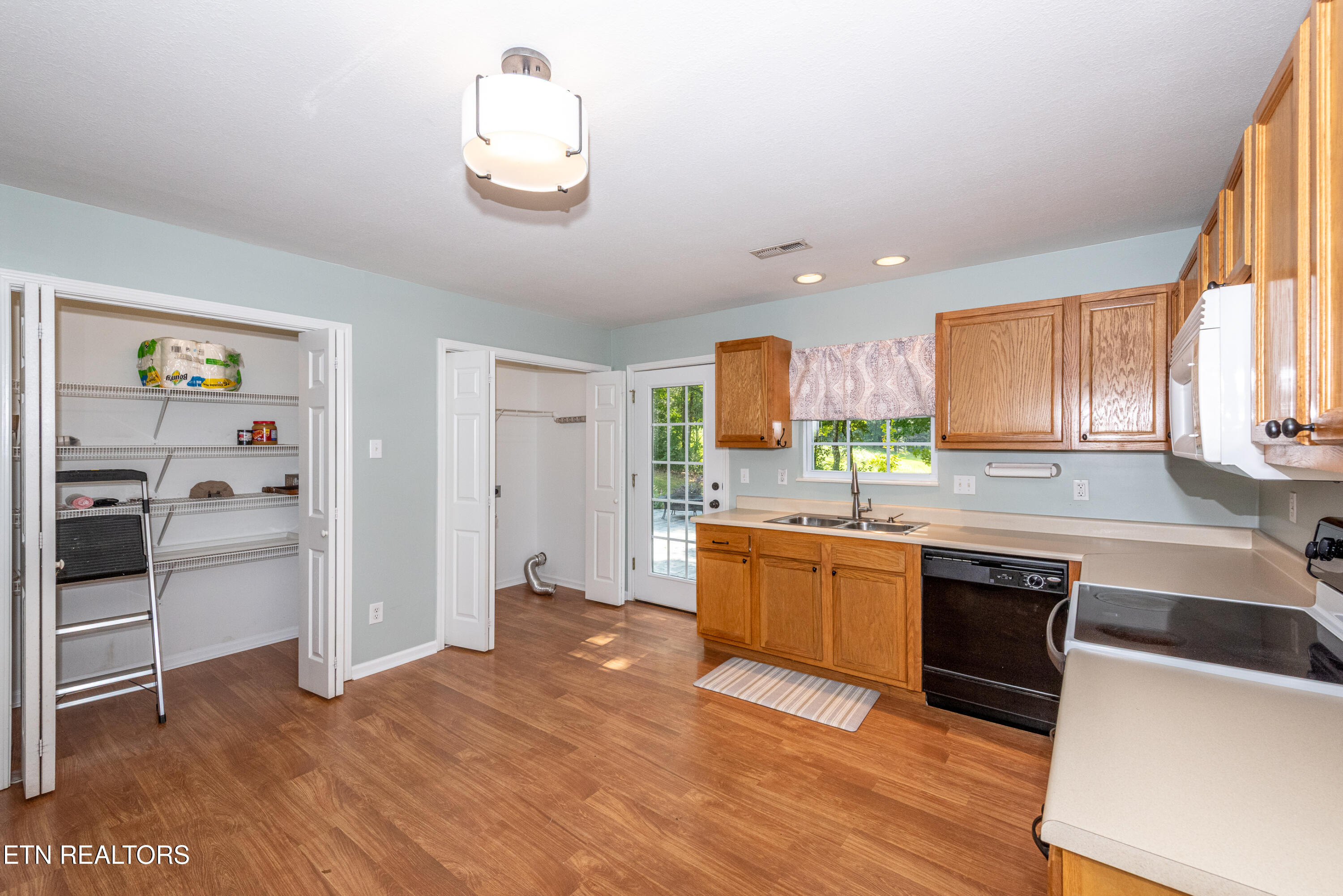 465 Asher Way