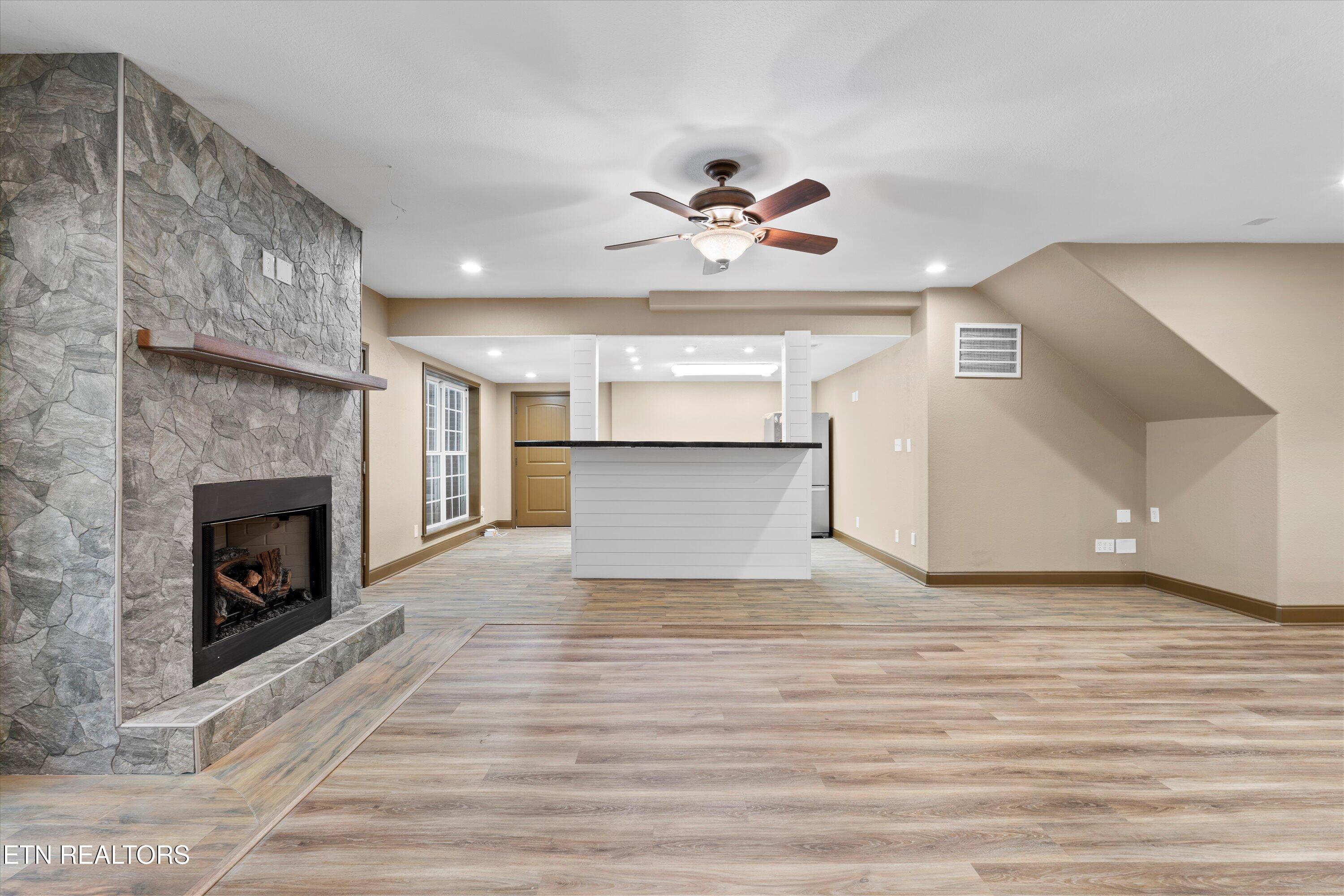 12312 Buttermilk Rd