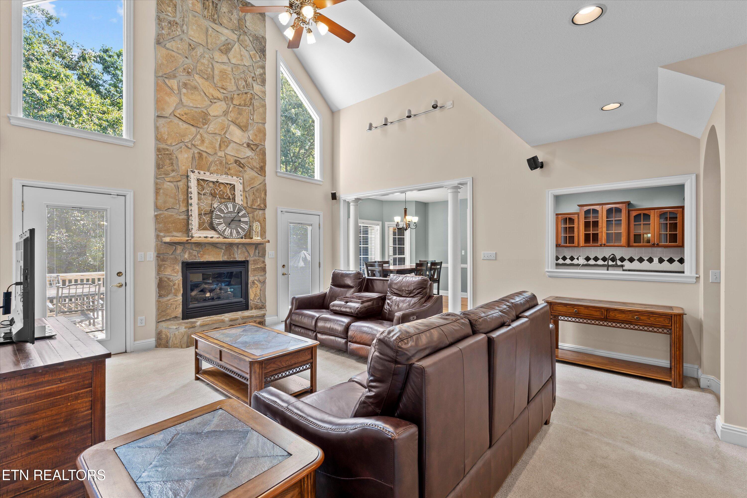 12312 Buttermilk Rd