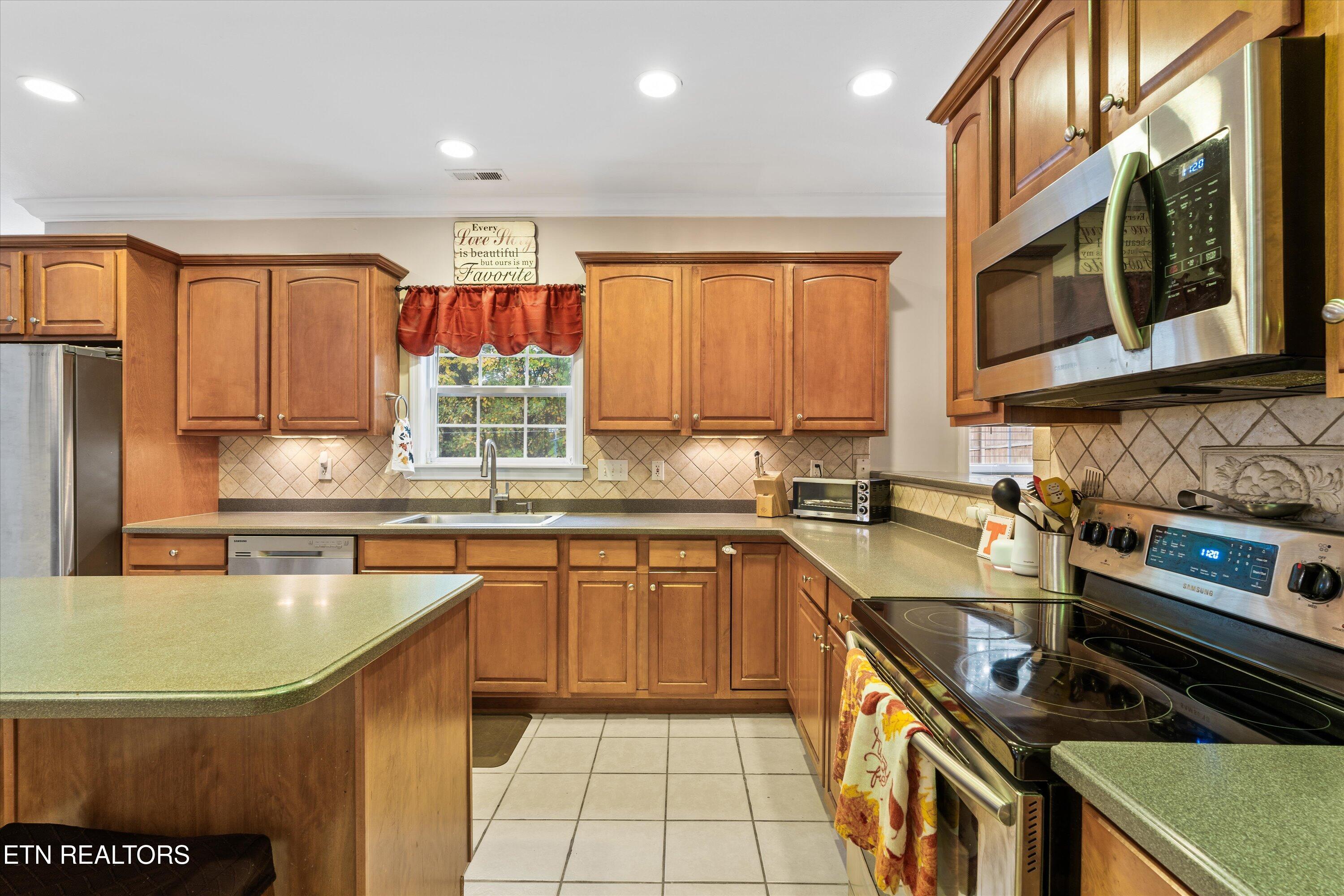 1019 Andover View Lane