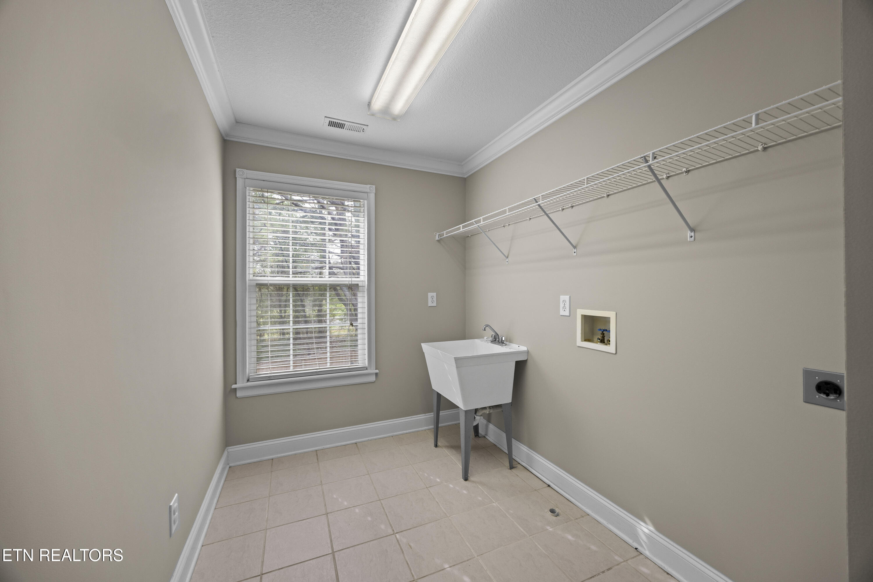 1019 Andover View Lane