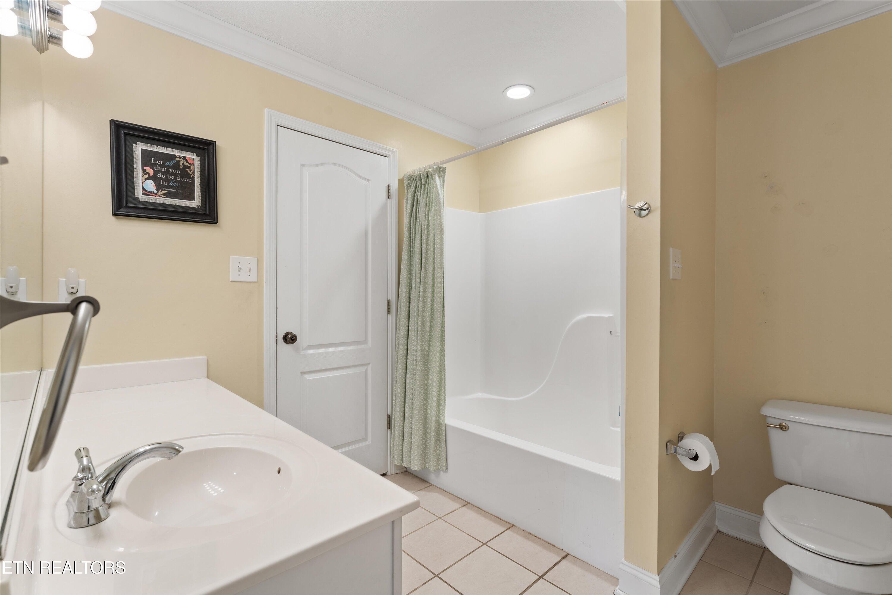 1019 Andover View Lane