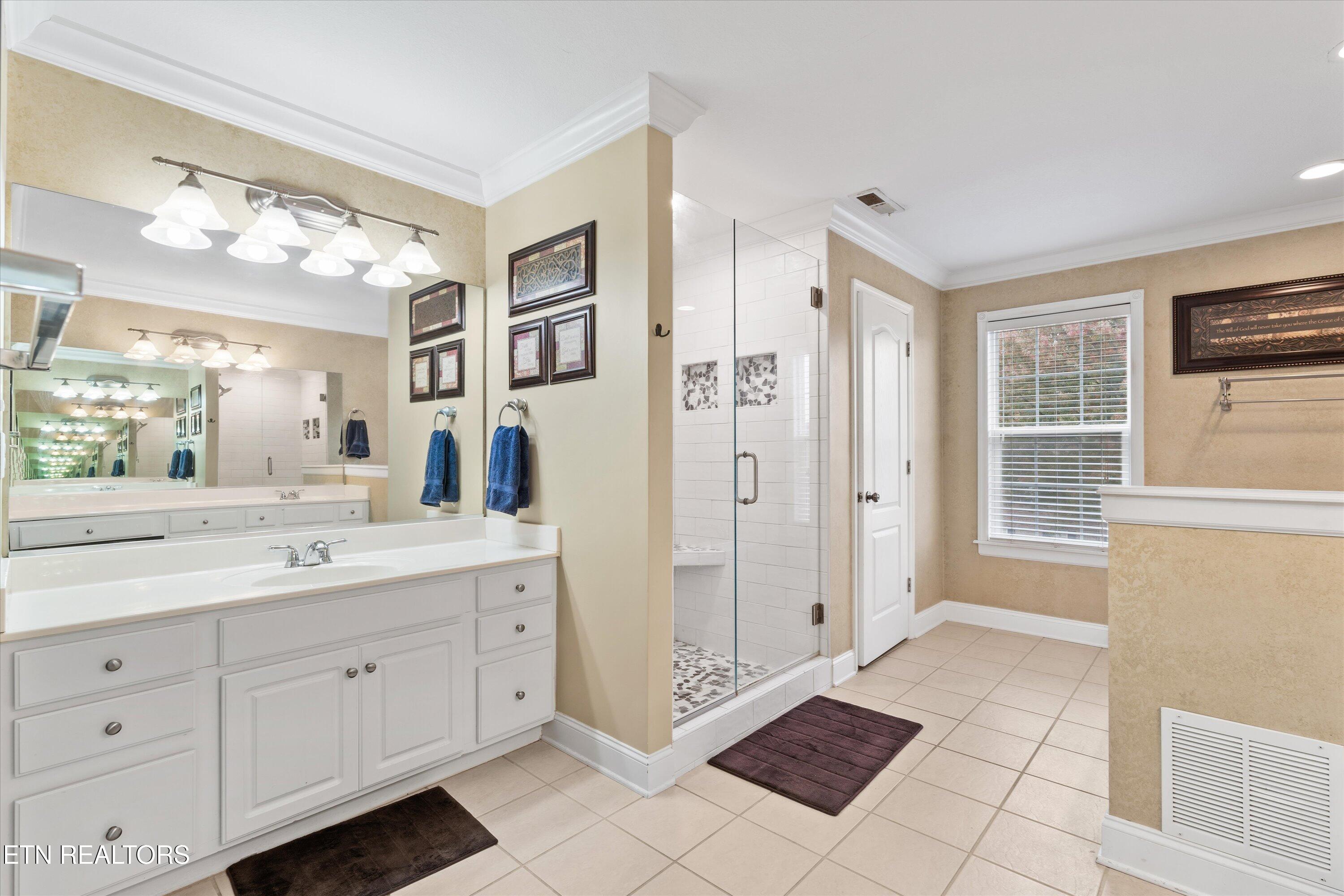 1019 Andover View Lane