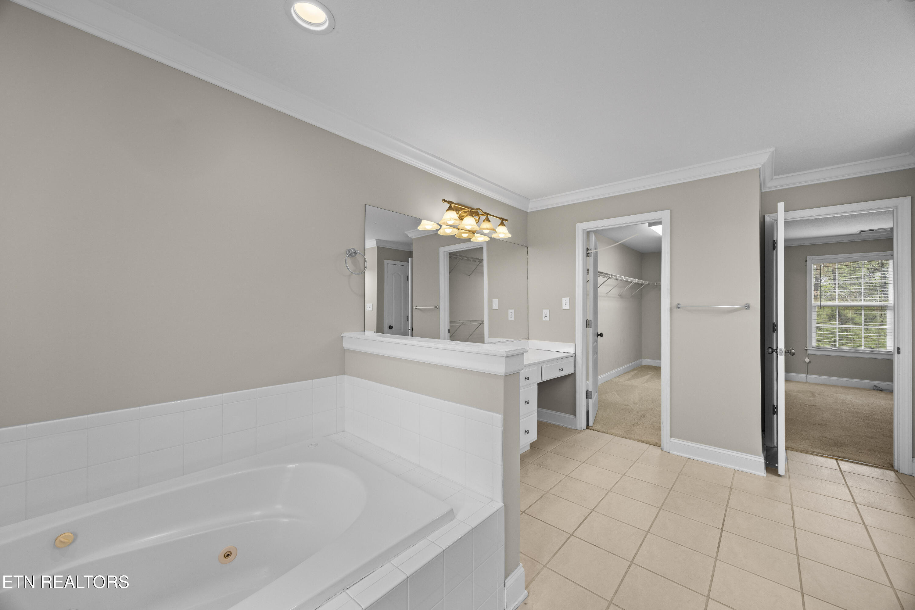 1019 Andover View Lane