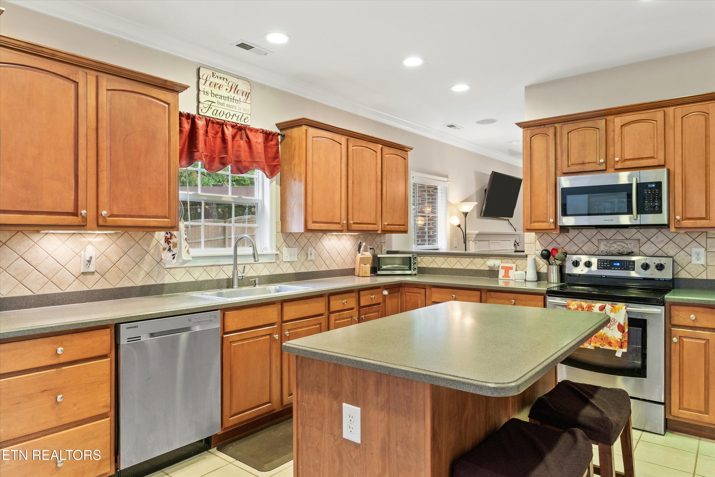 1019 Andover View Lane