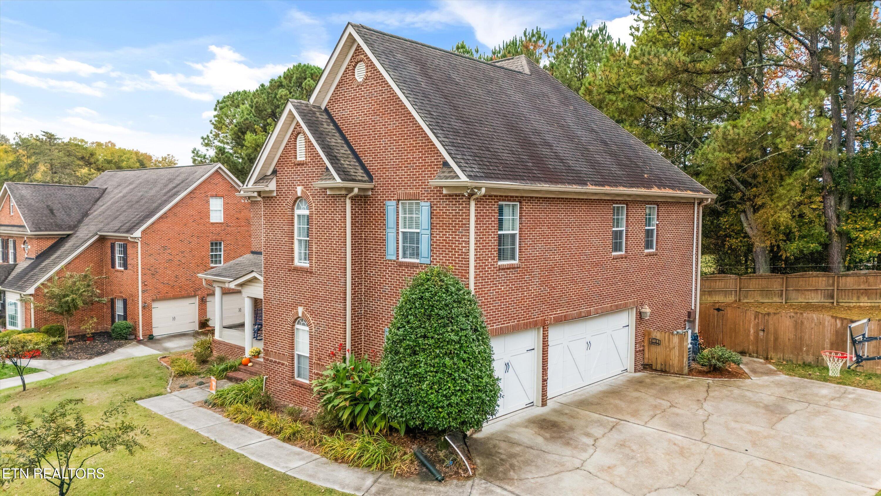 1019 Andover View Lane