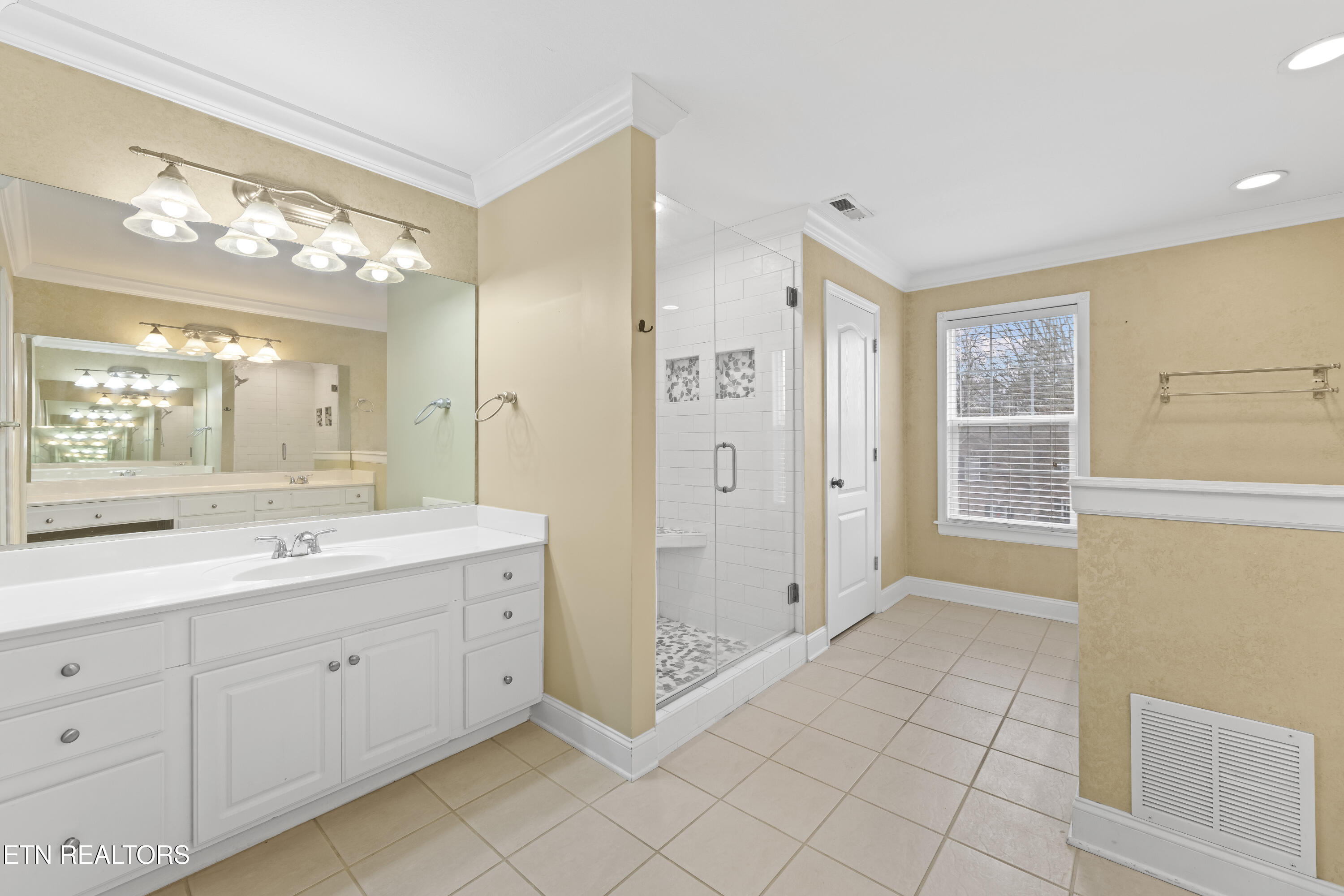 1019 Andover View Lane