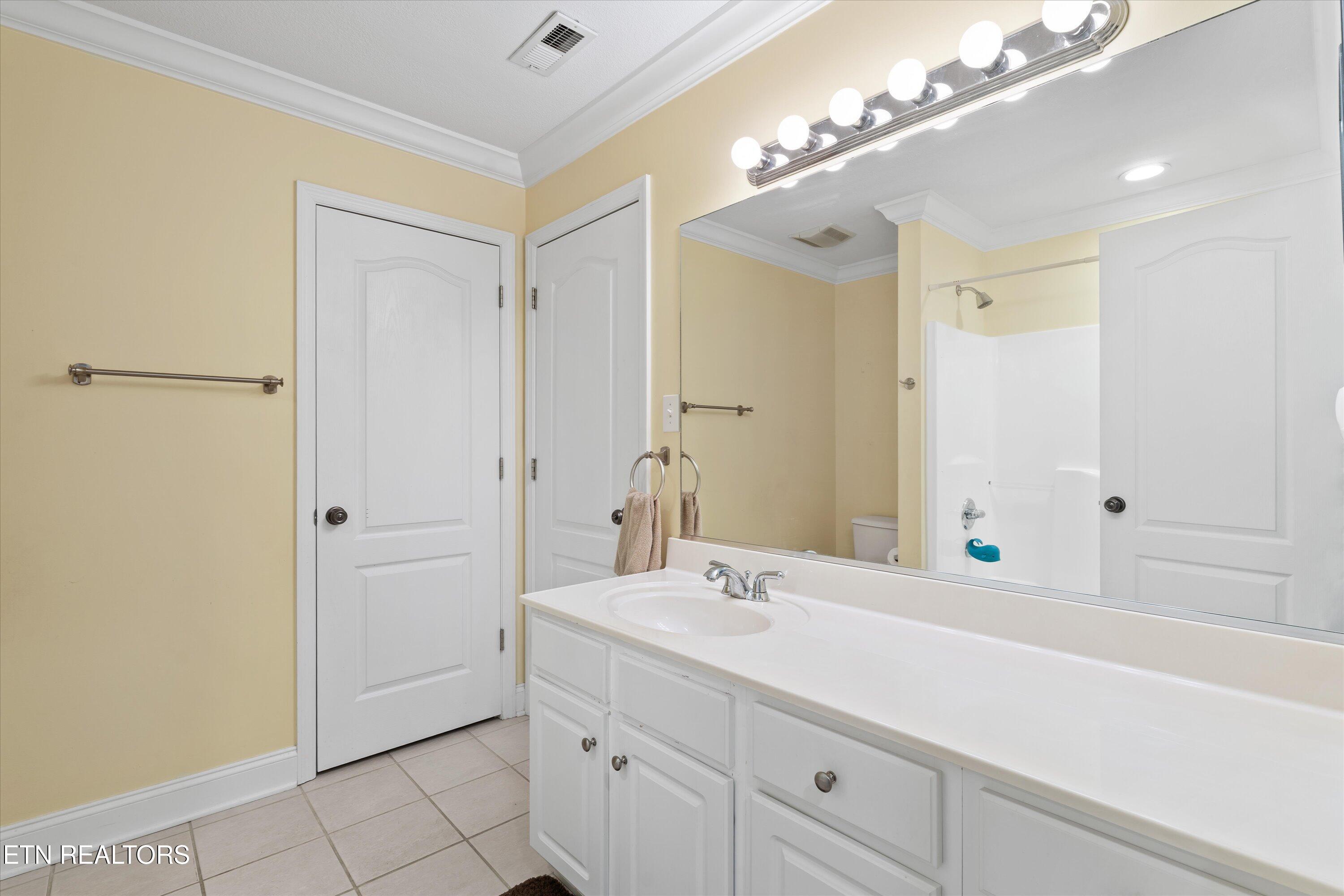 1019 Andover View Lane