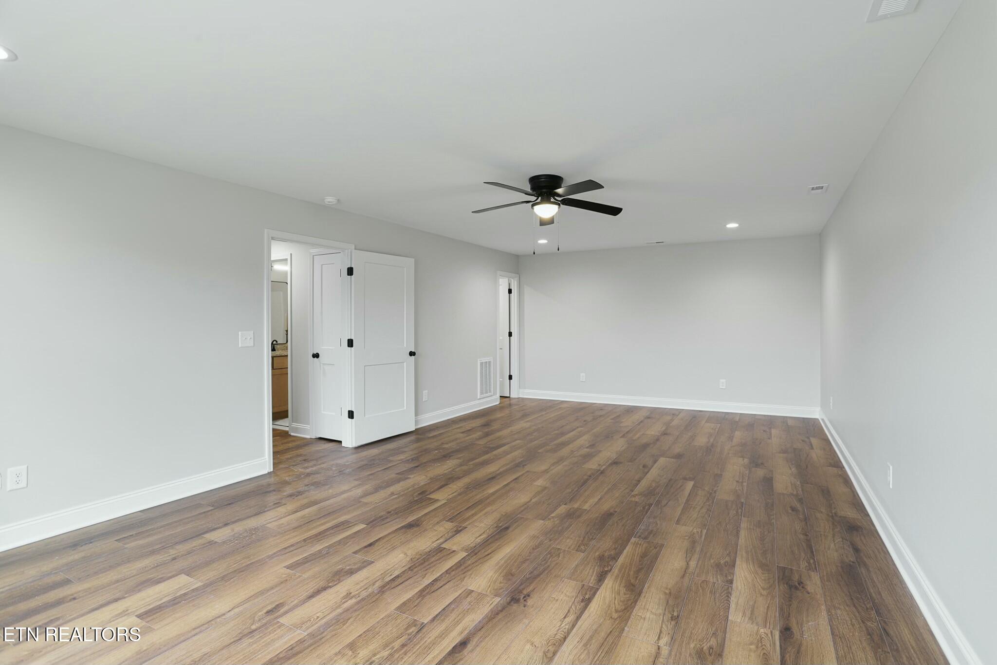 3912 Hillside Terrace Lane