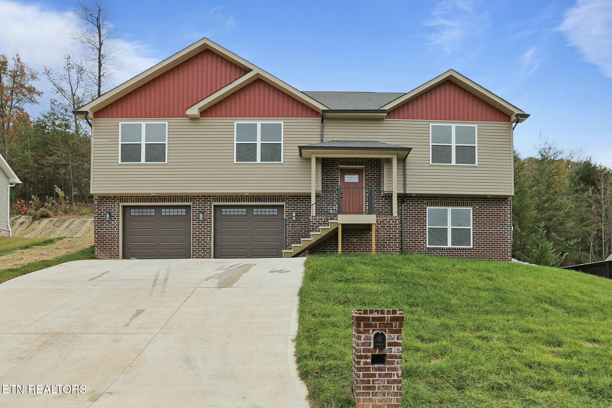 3912 Hillside Terrace Lane