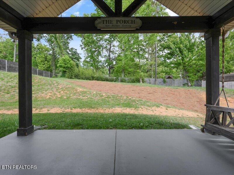 9926 Hummingbird Lane
