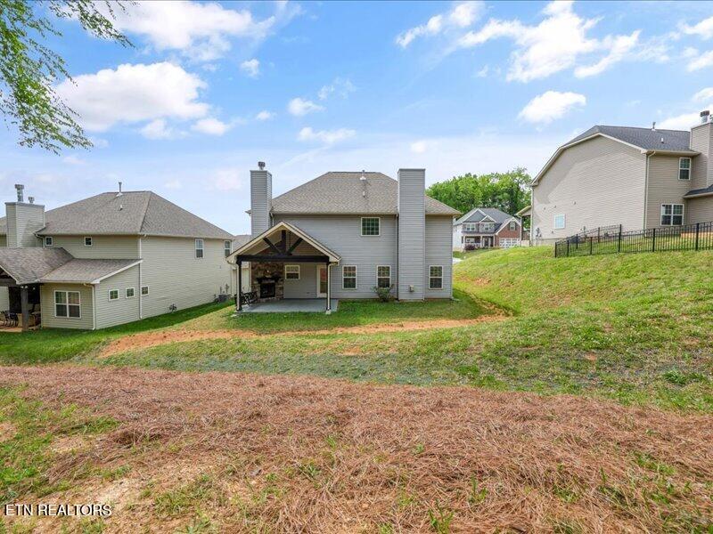 9926 Hummingbird Lane