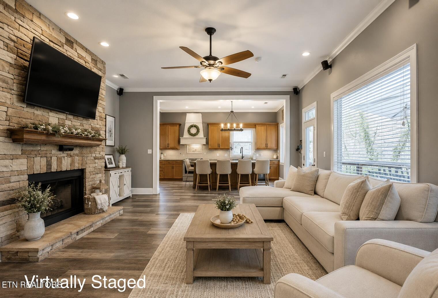 9913 Bluegrass Rd