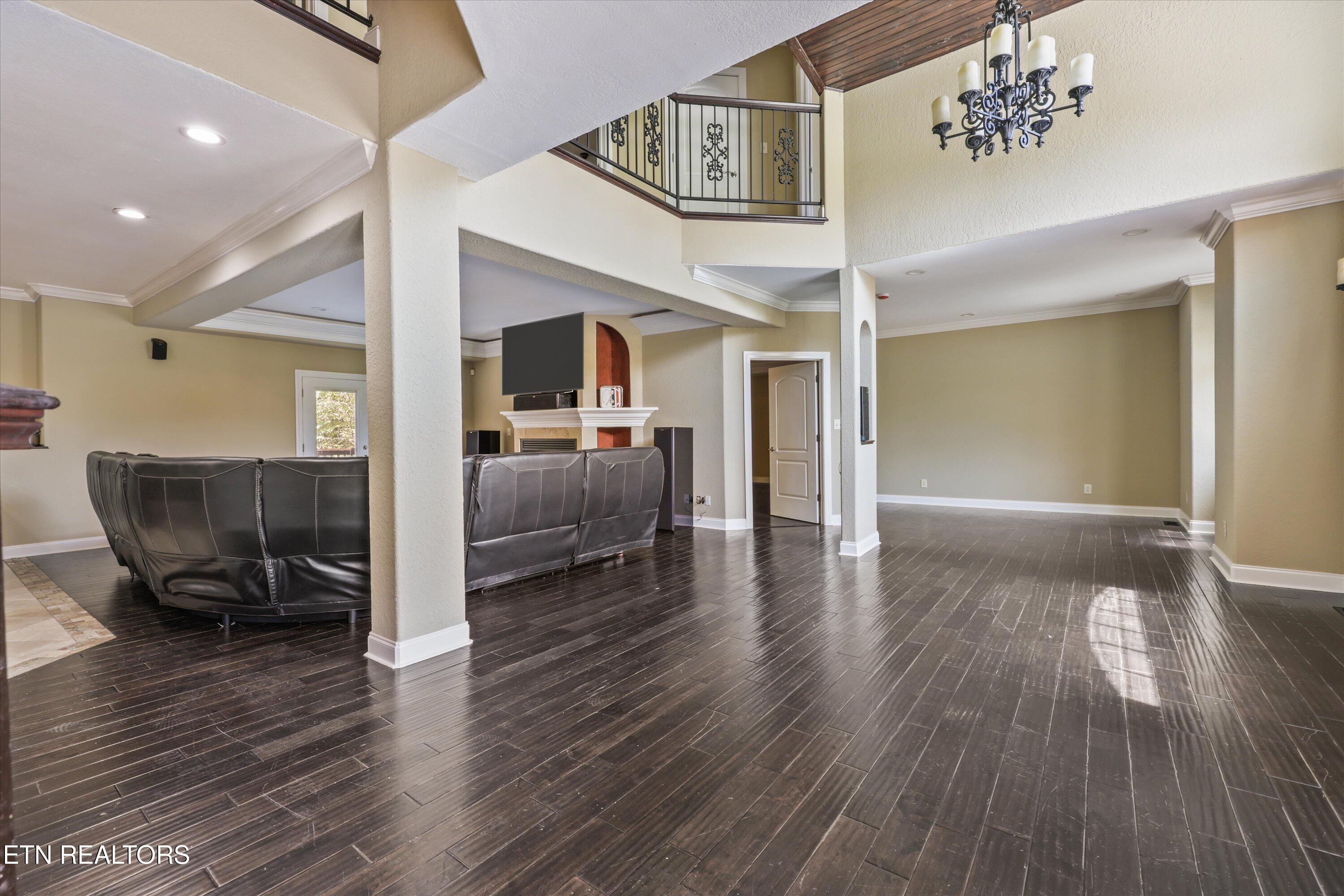 10315 N River Tr