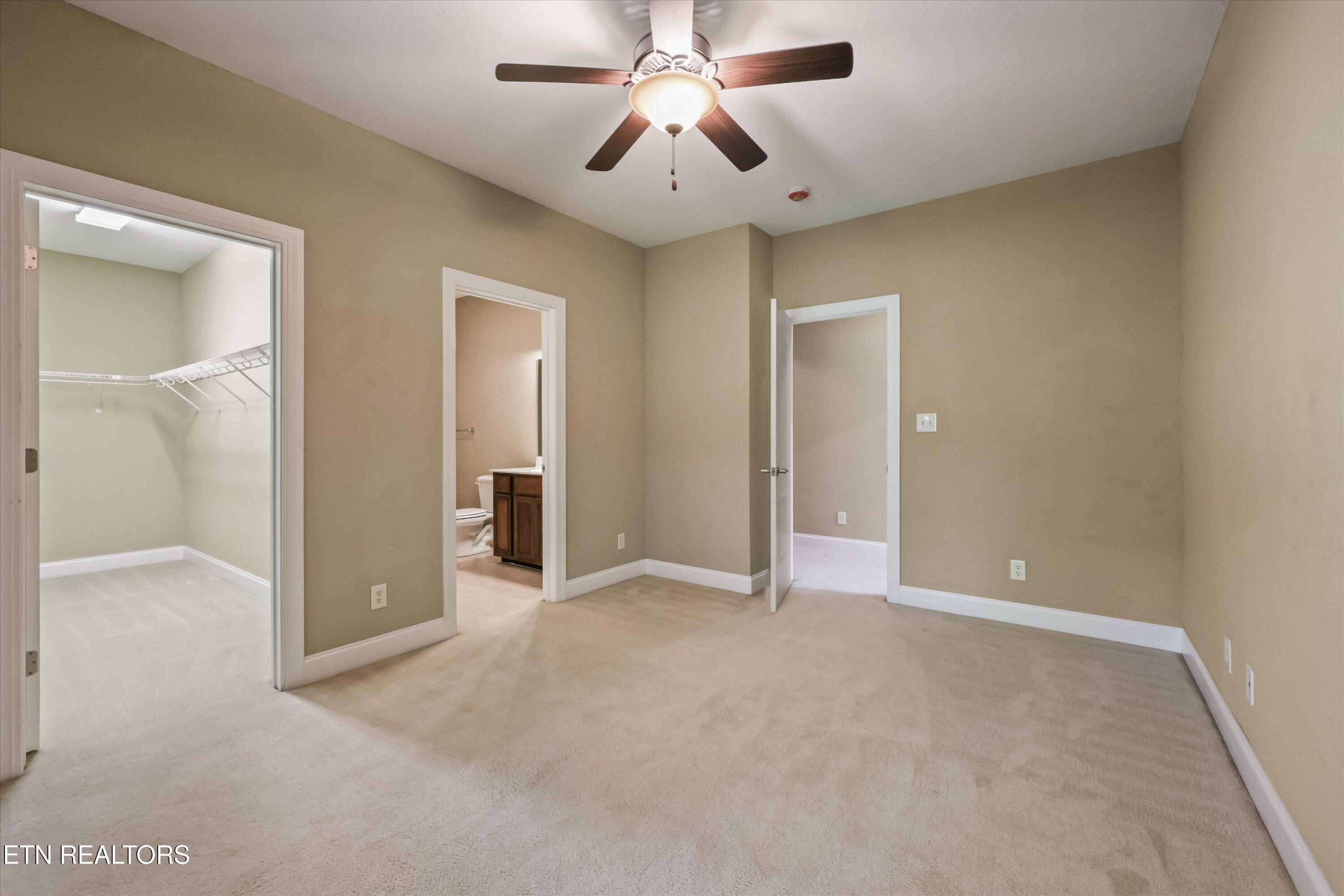 10315 N River Tr
