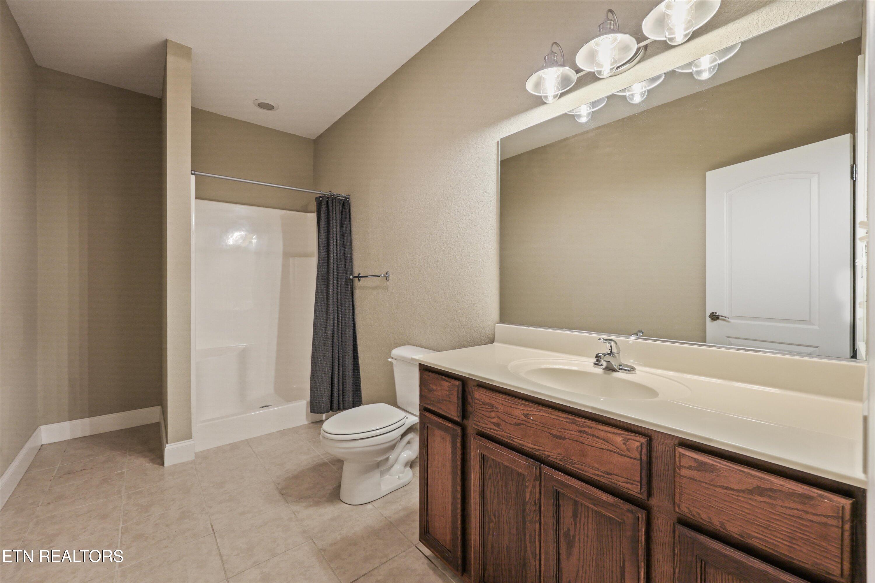10315 N River Tr