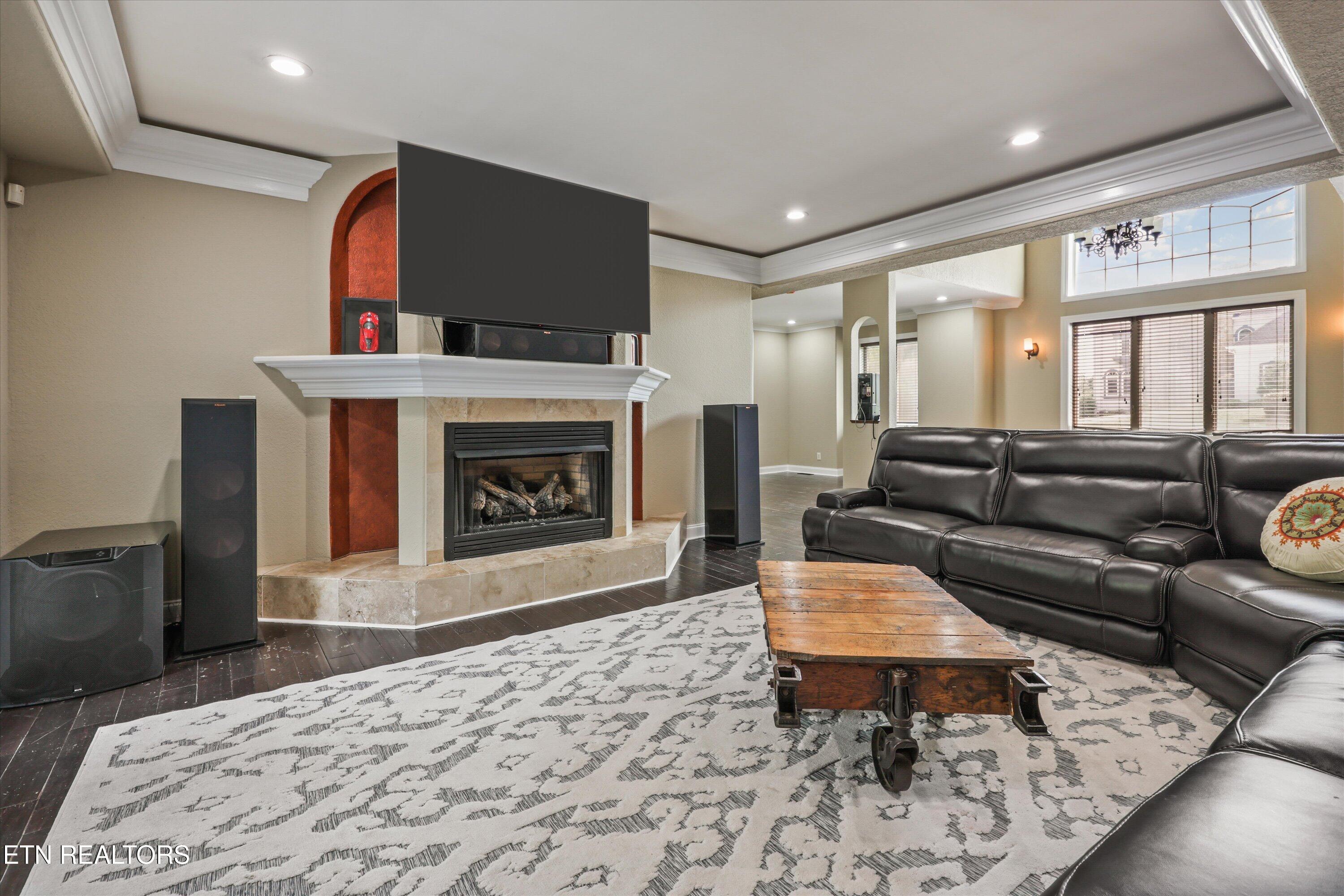 10315 N River Tr