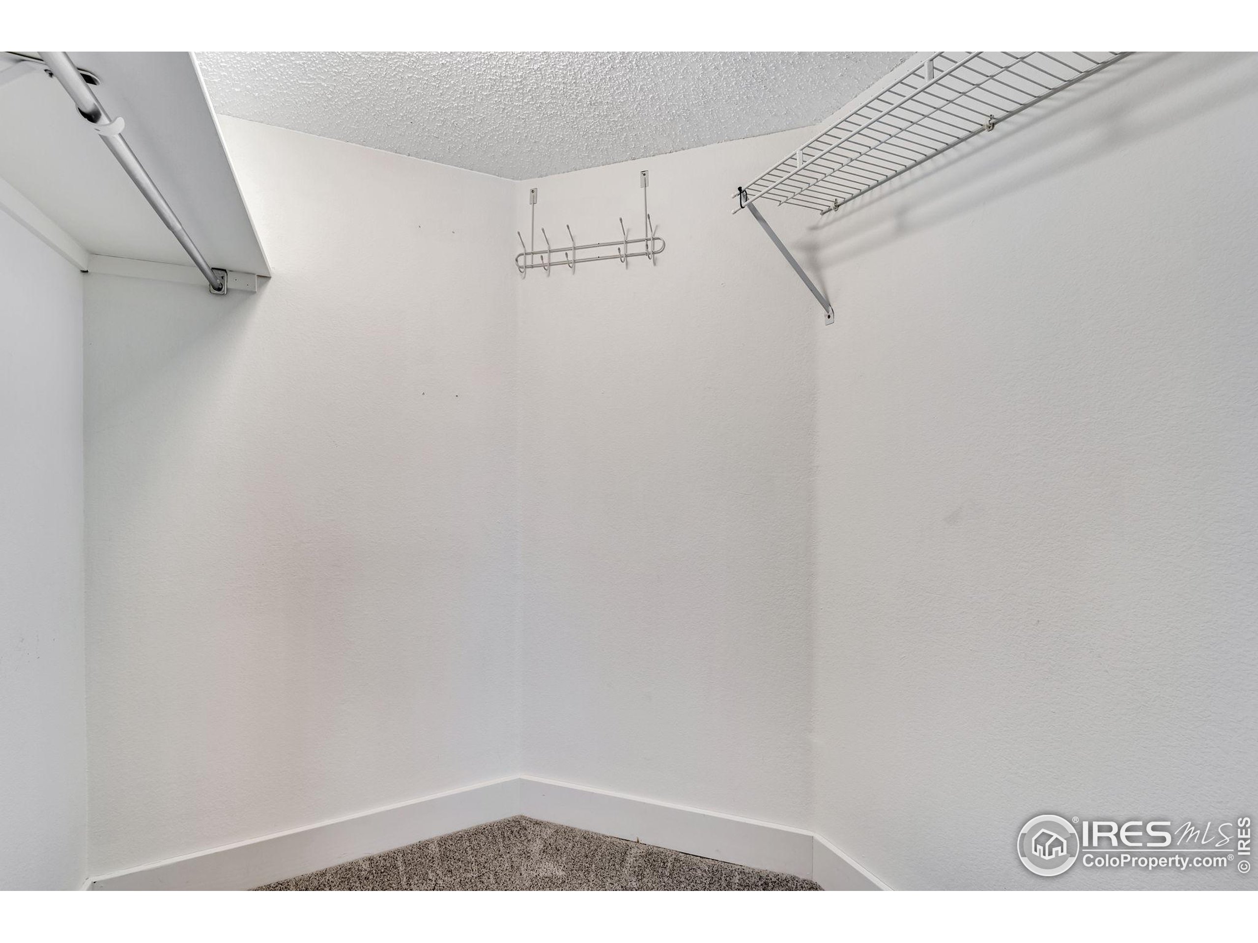 4828 Twin Lakes Rd 3