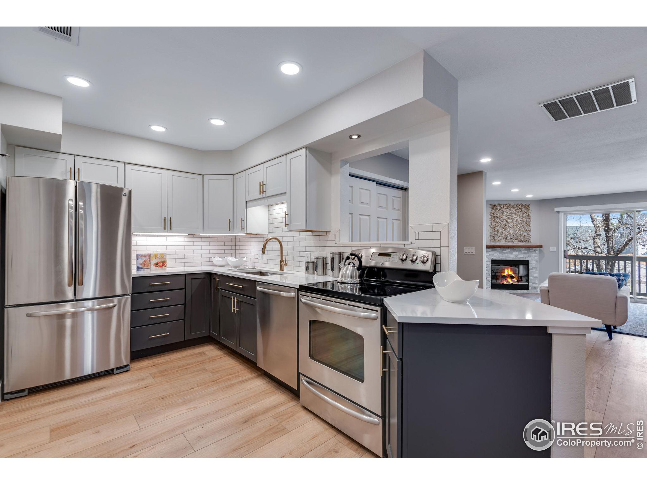 4828 Twin Lakes Rd 3