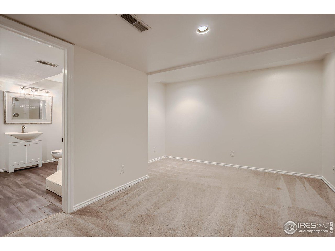 5435 Indian Summer Ct