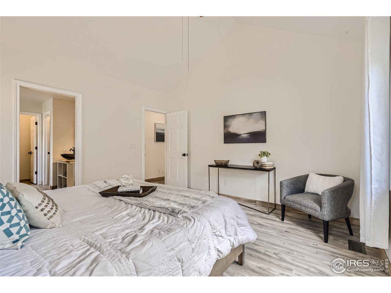 5435 Indian Summer Ct