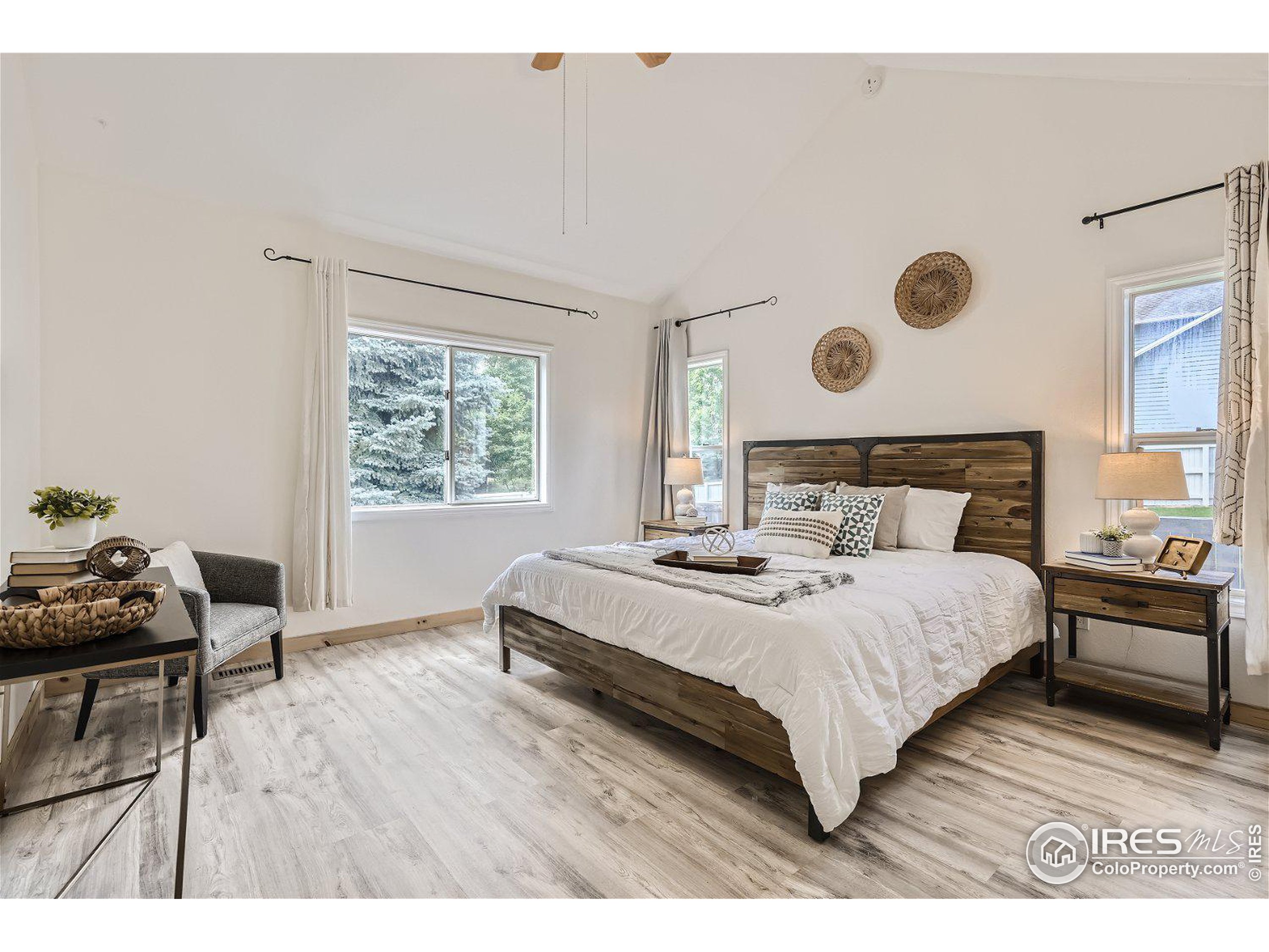 5435 Indian Summer Ct