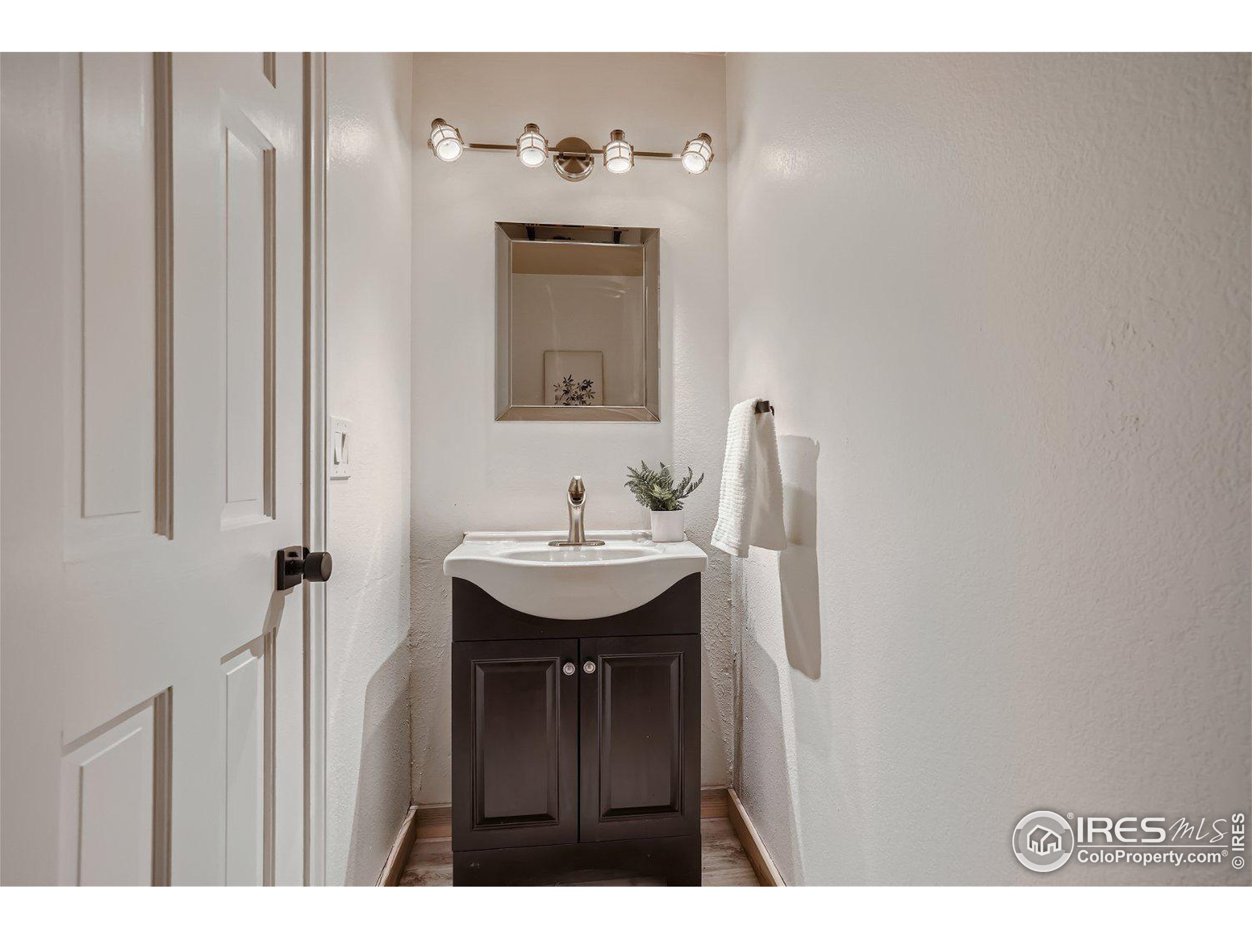 5435 Indian Summer Ct