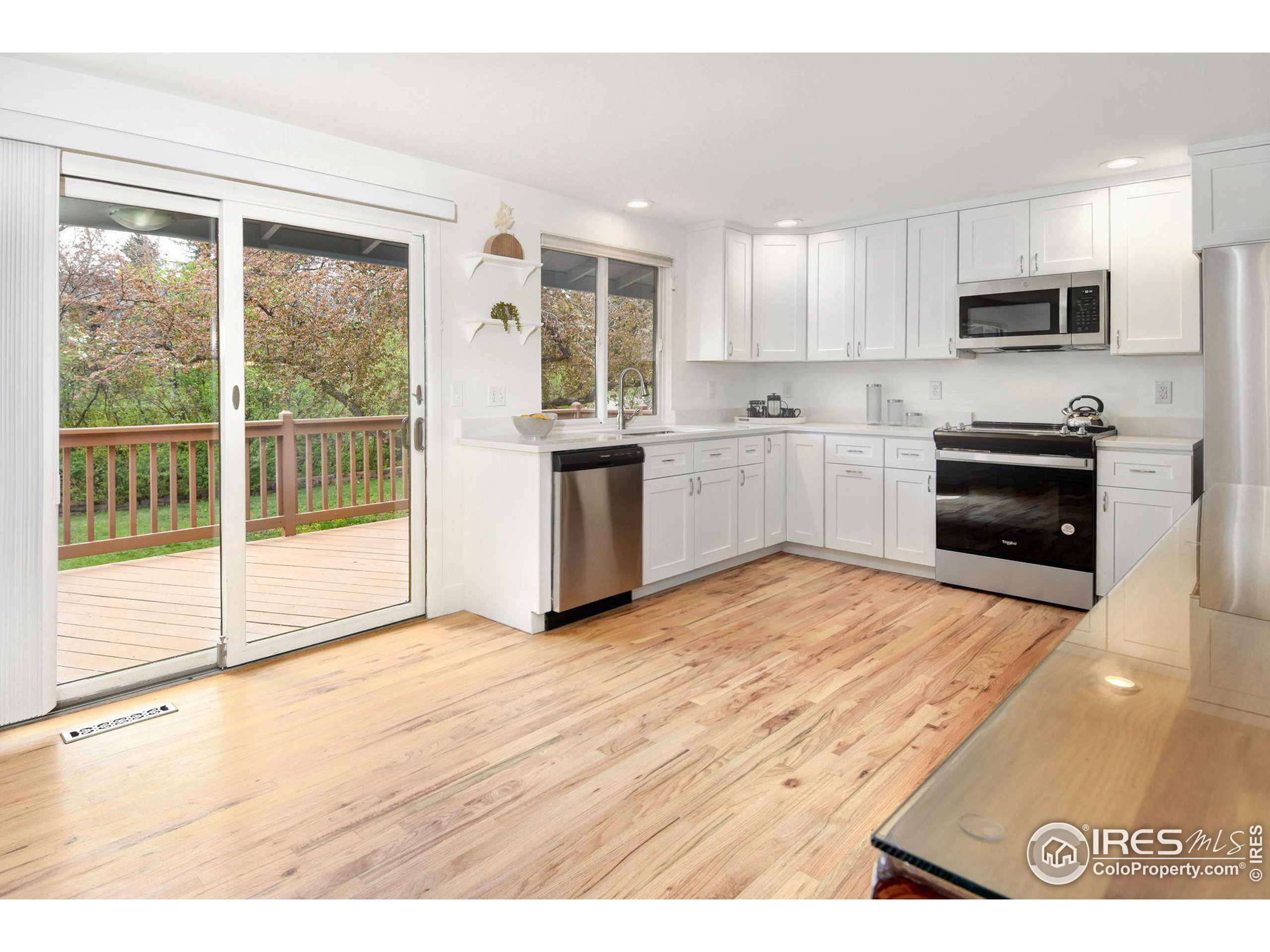 7282 Mount Meeker Rd